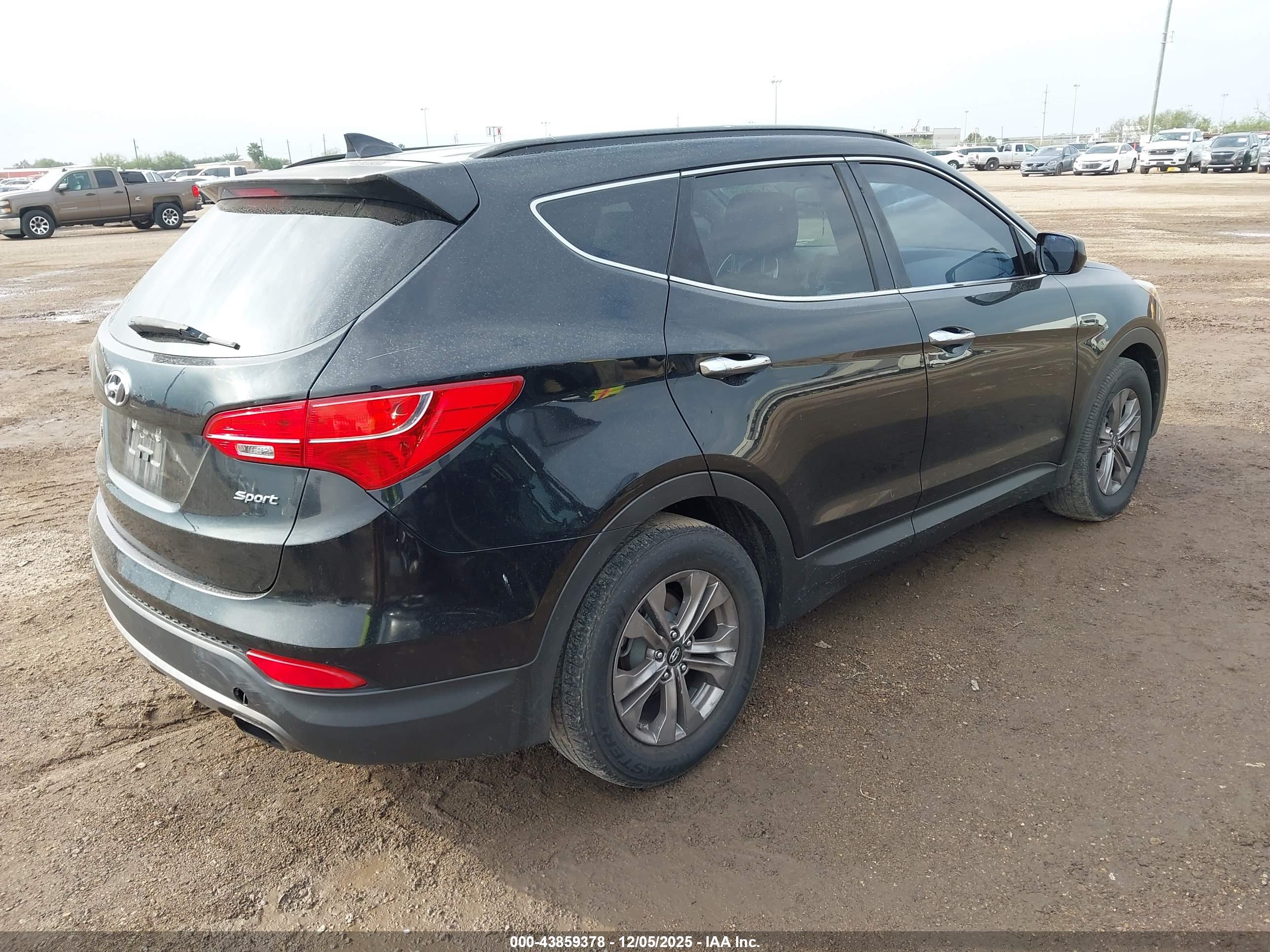 HYUNDAI SANTA image 4