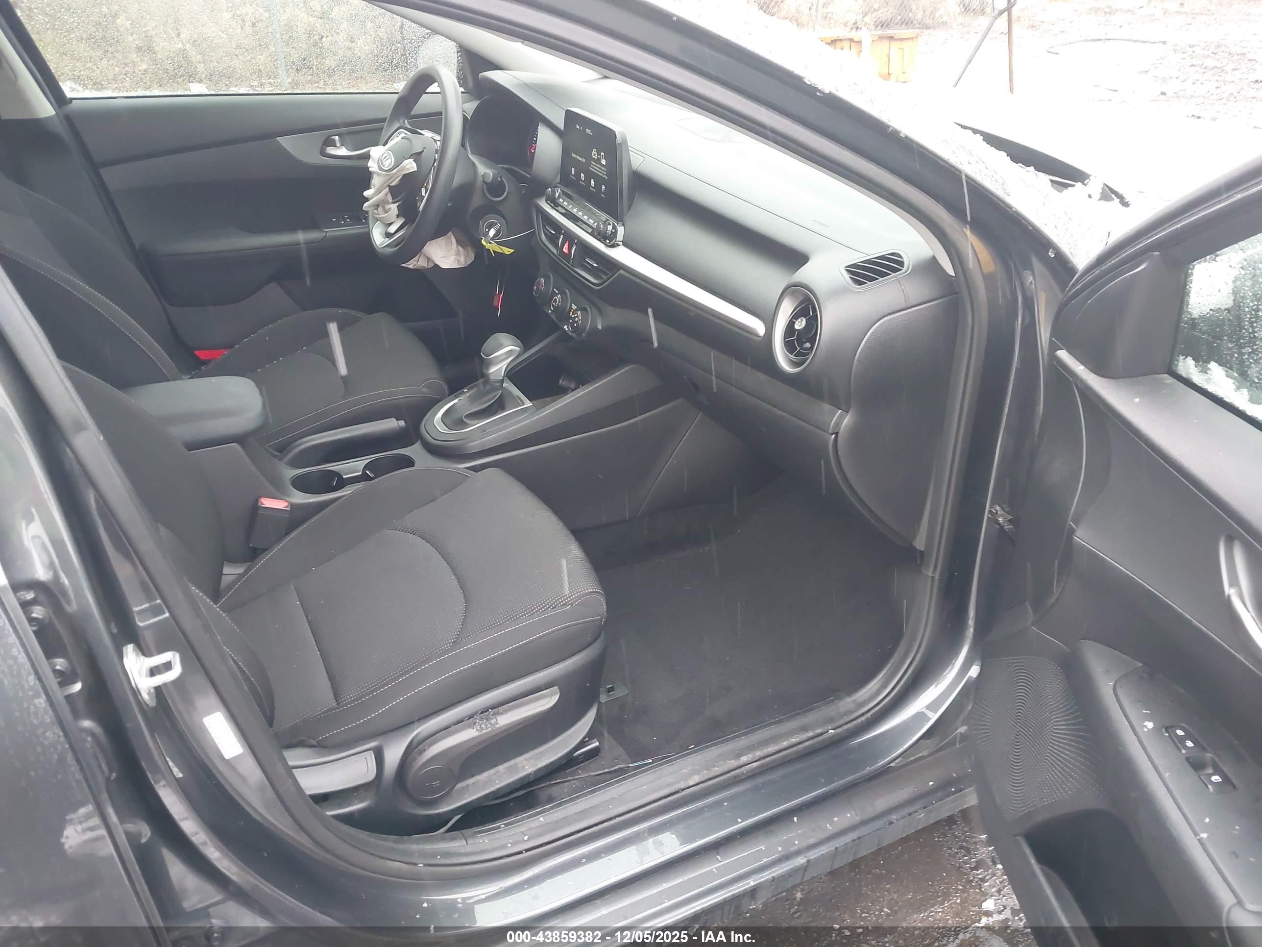 KIA FORTE image 5