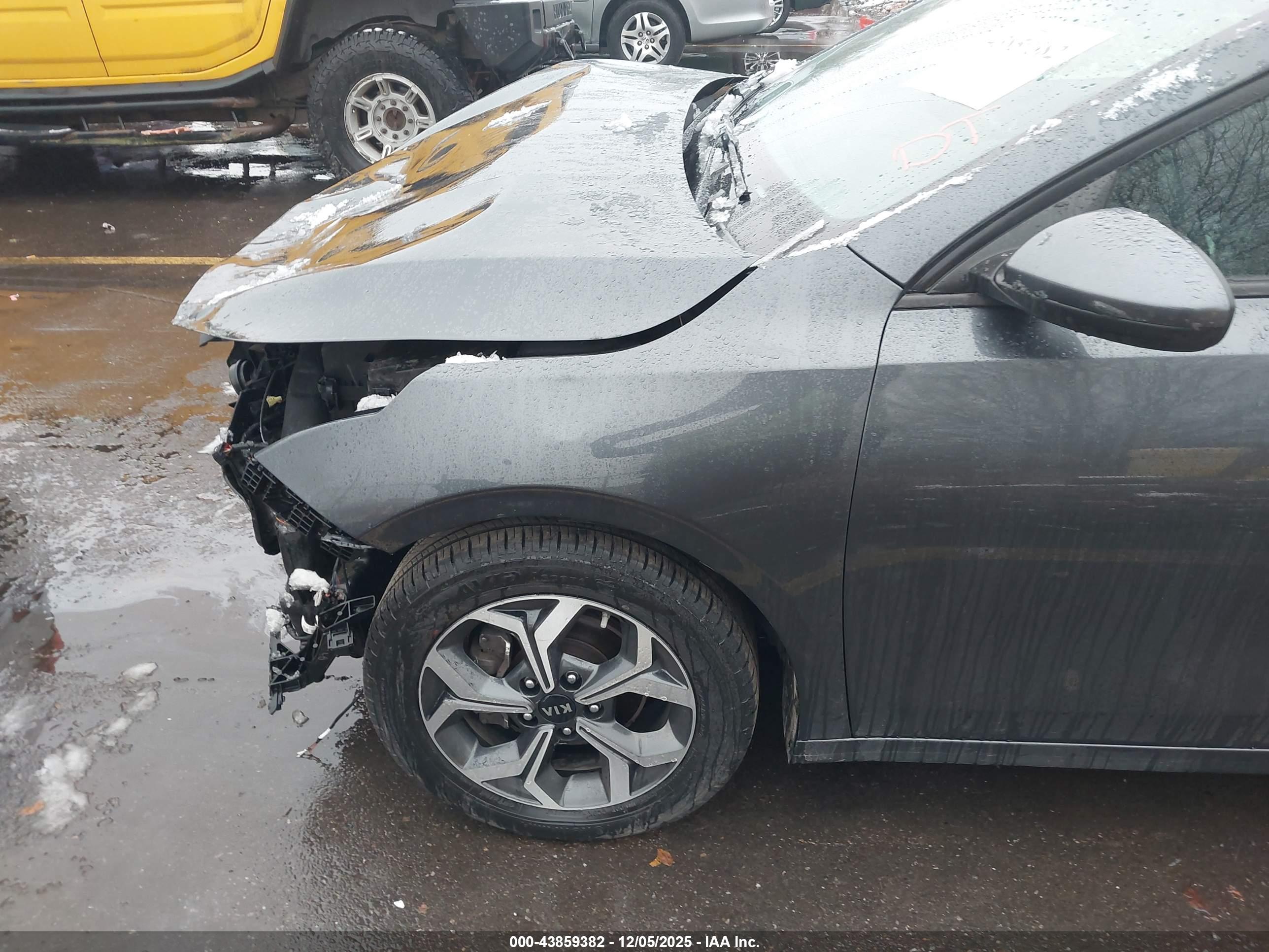 KIA FORTE image 6