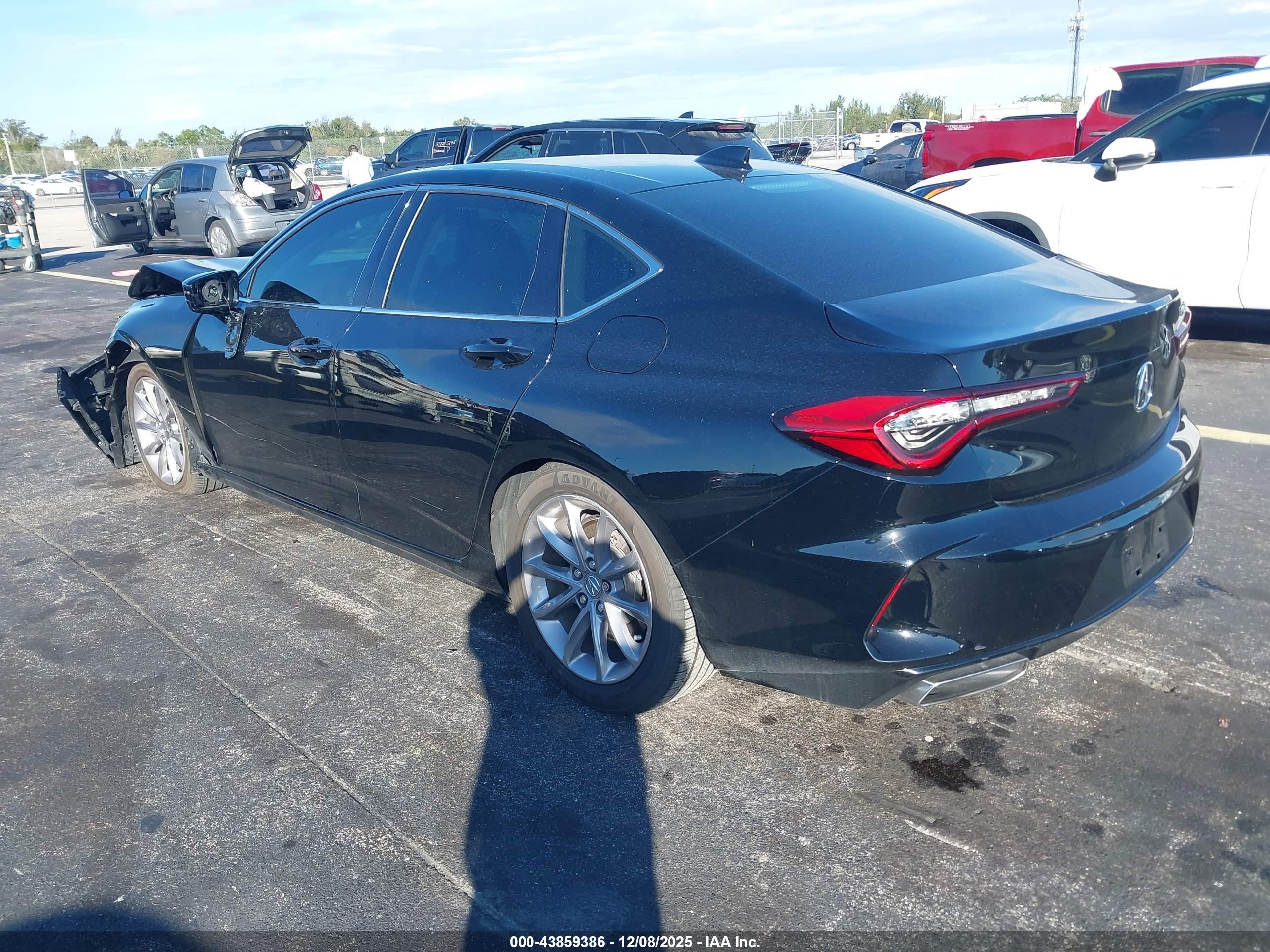 ACURA TLX image 3