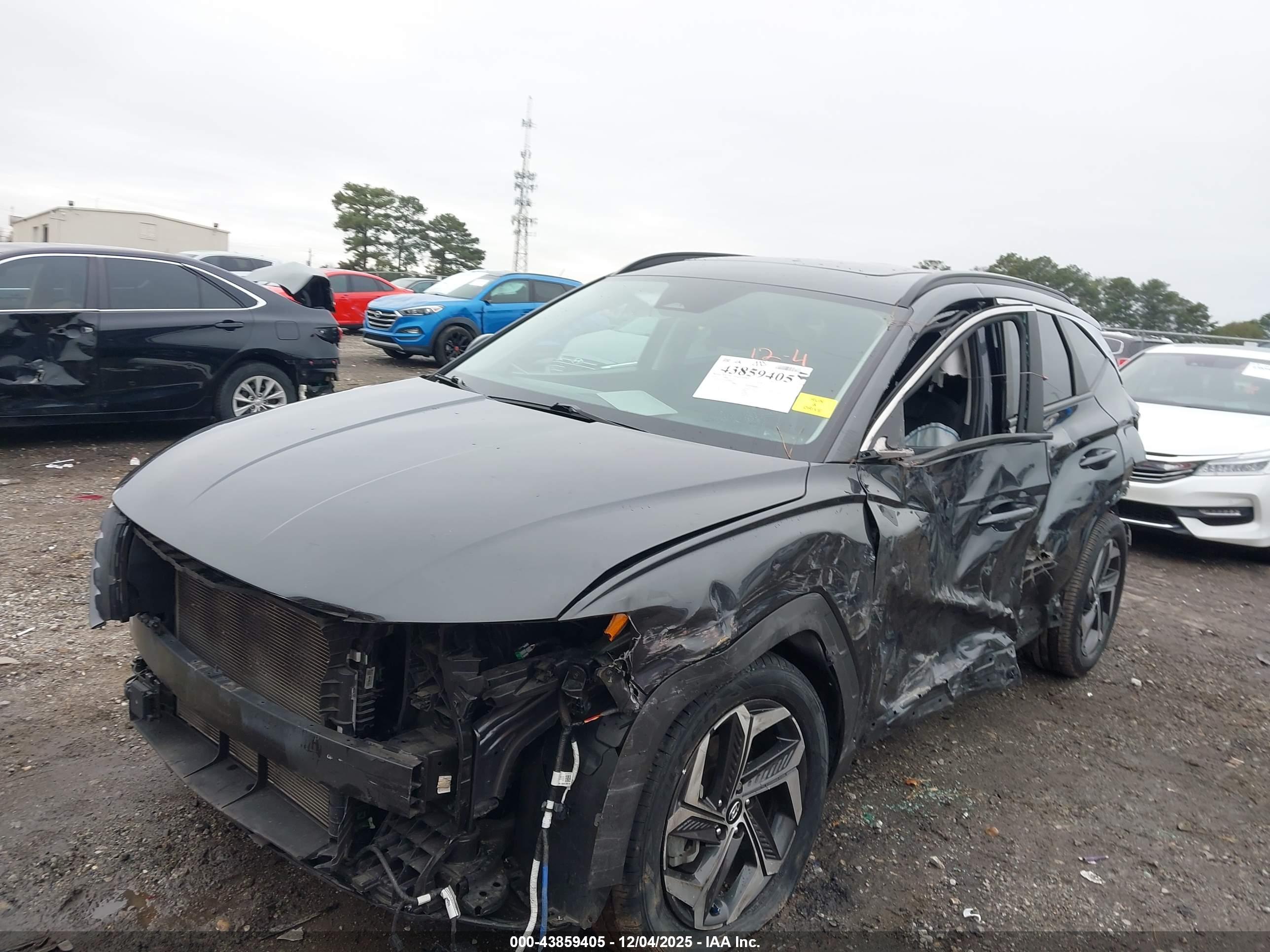 HYUNDAI TUCSON image 6