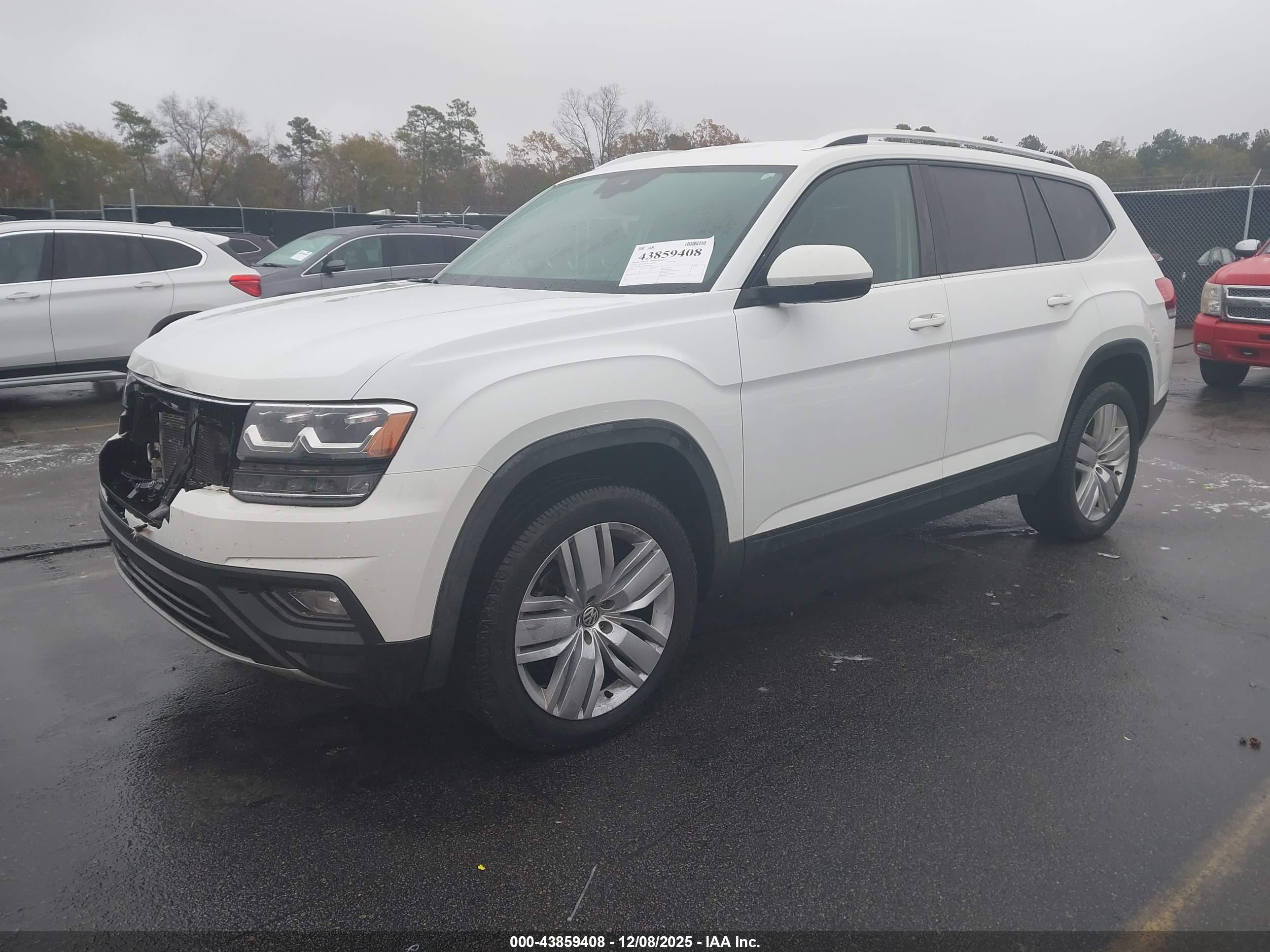 VOLKSWAGEN ATLAS image 2