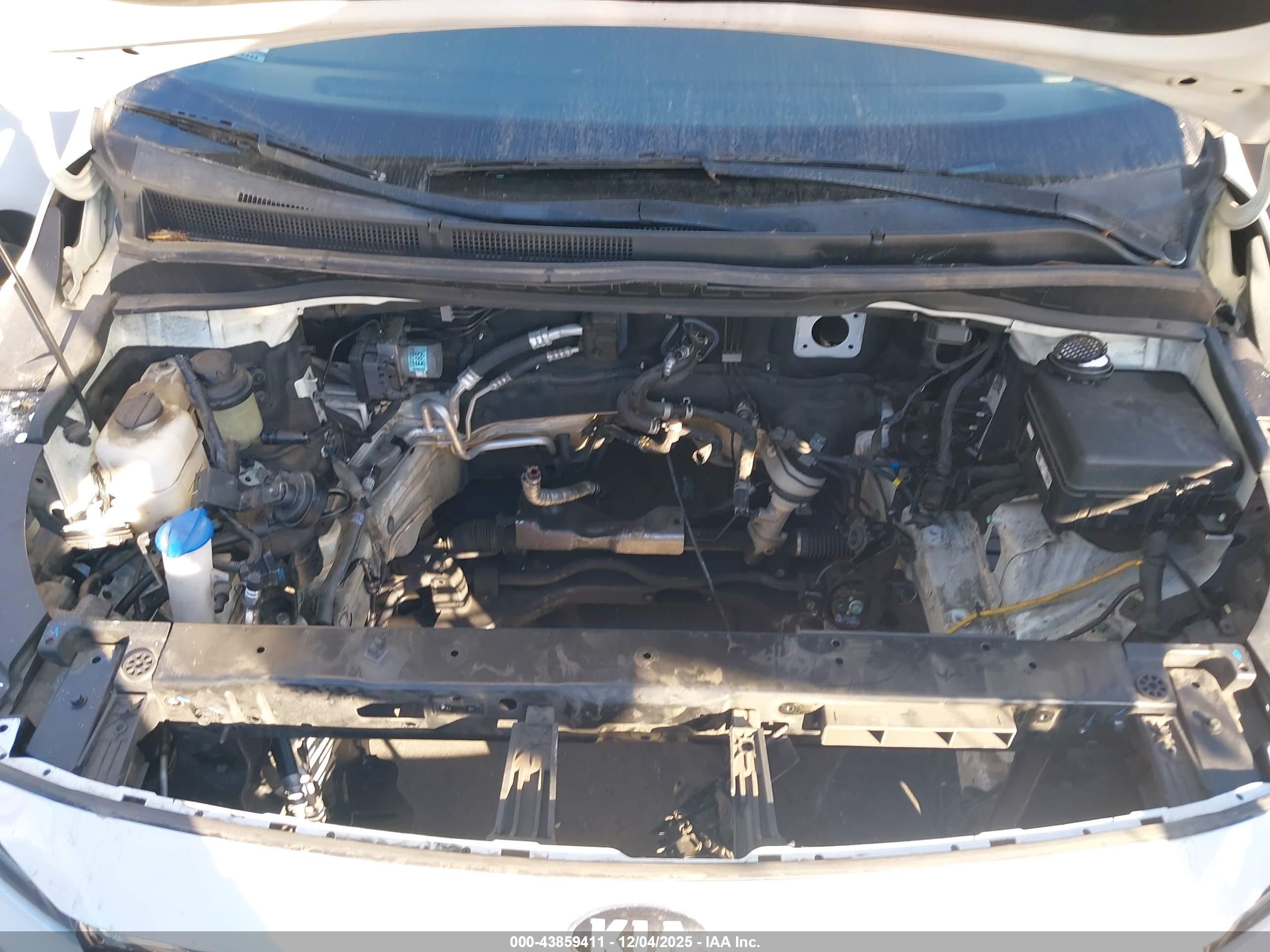 KIA SEDONA image 10