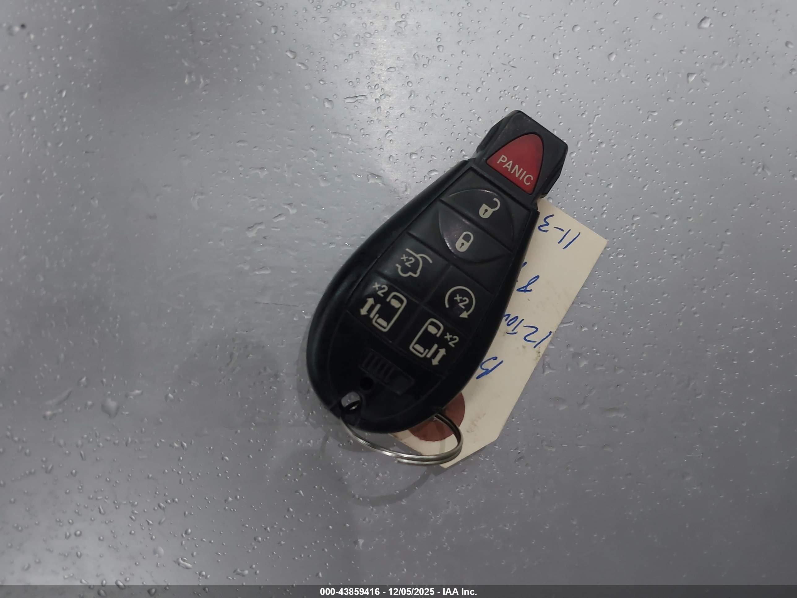 CHRYSLER TOWN image 11