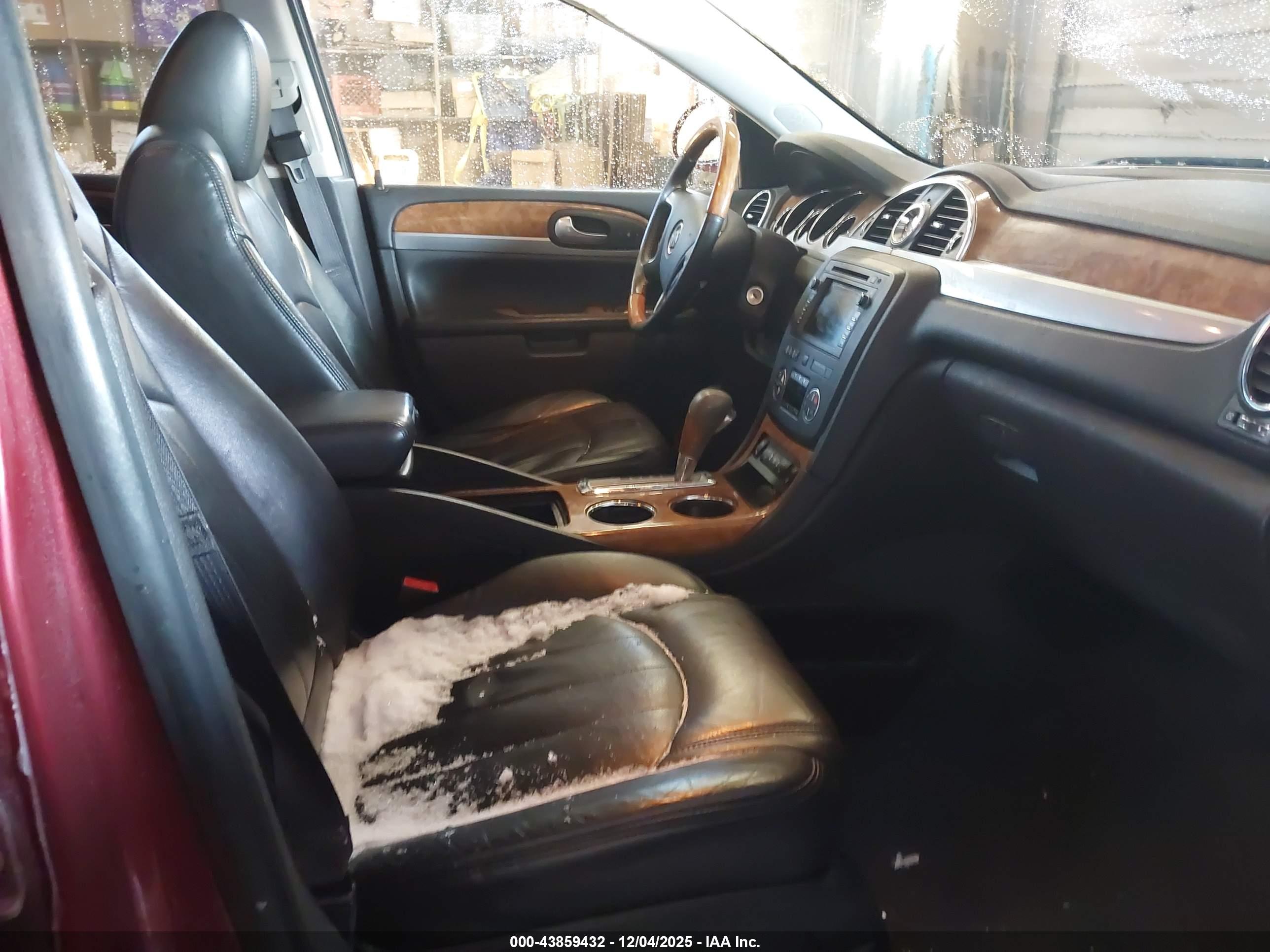 BUICK ENCLAVE image 5