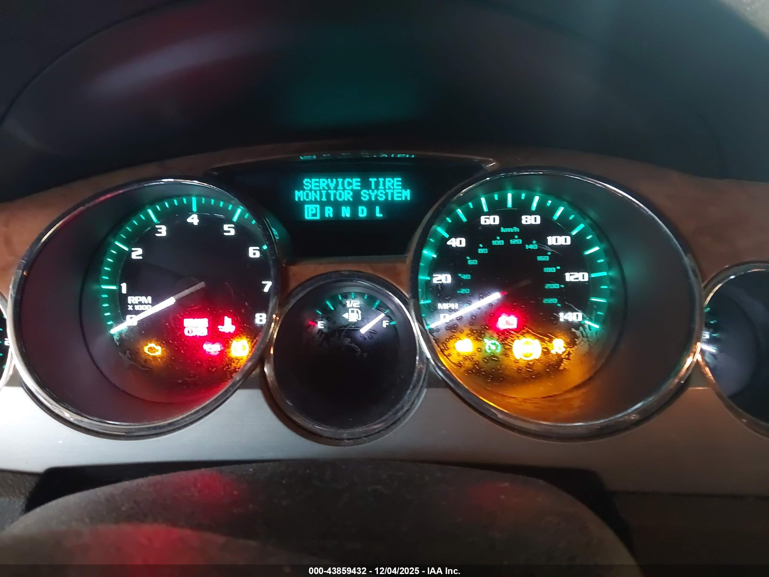 BUICK ENCLAVE image 7
