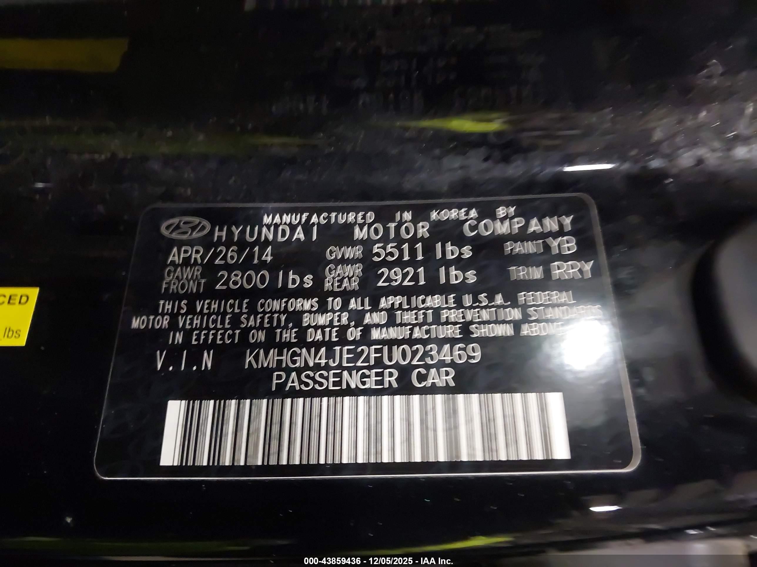 HYUNDAI GENESIS image 9