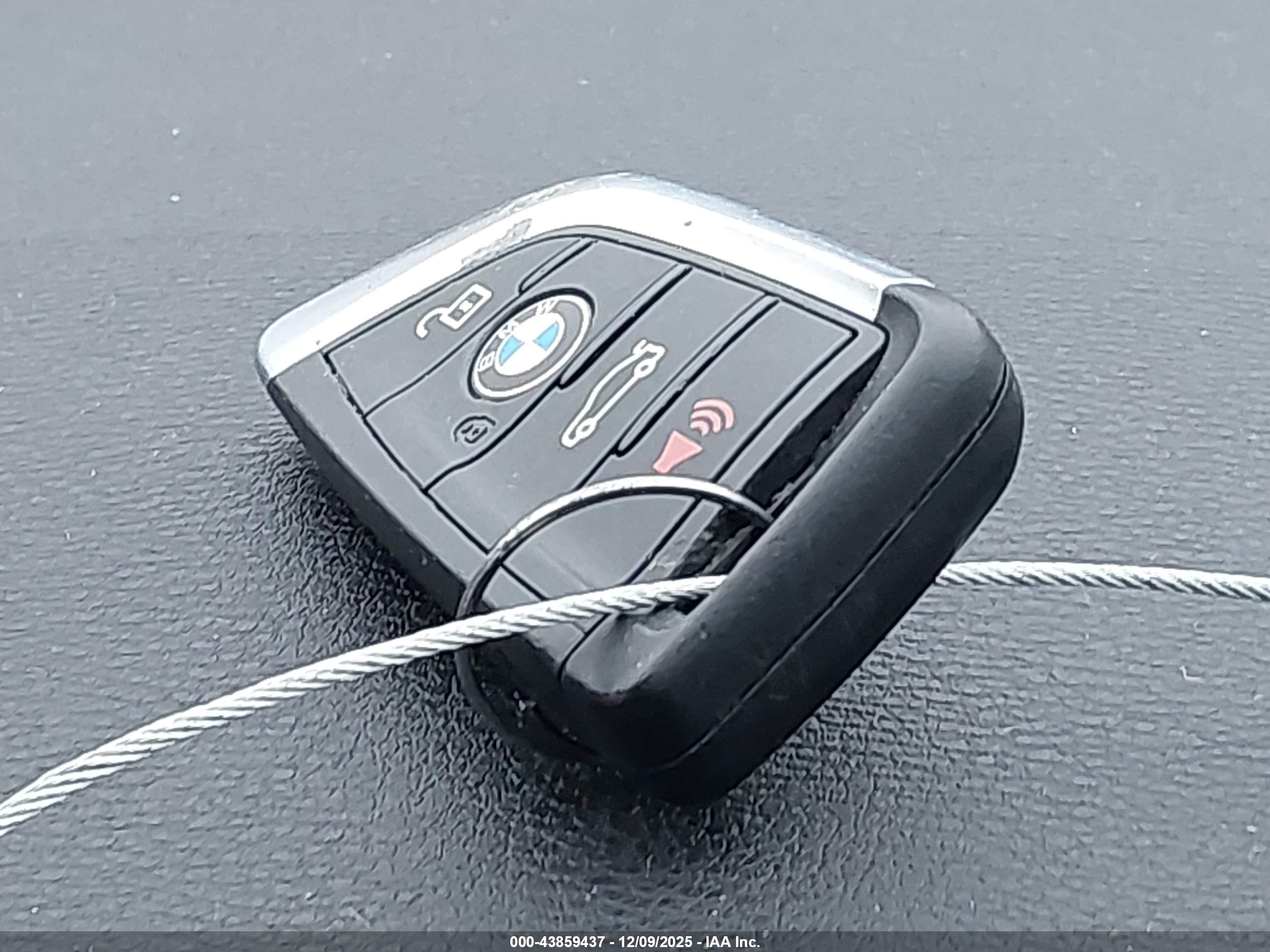 BMW X1 image 11