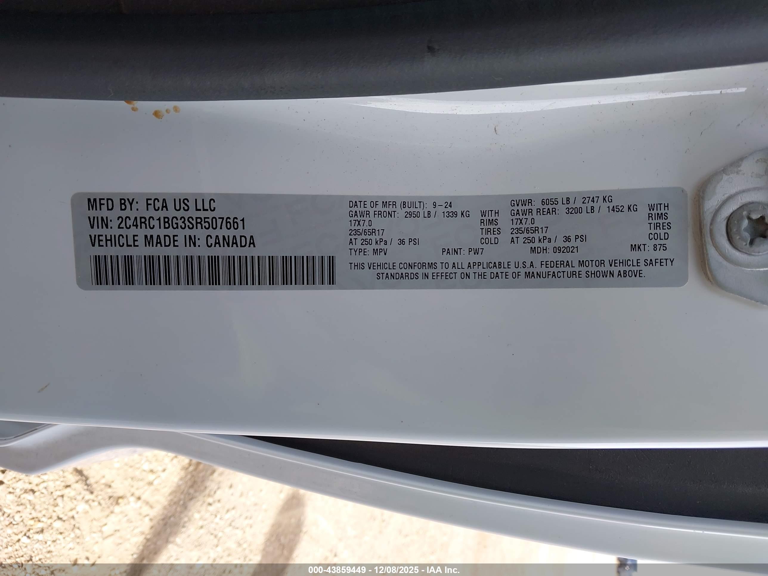 CHRYSLER PACIFICA image 9