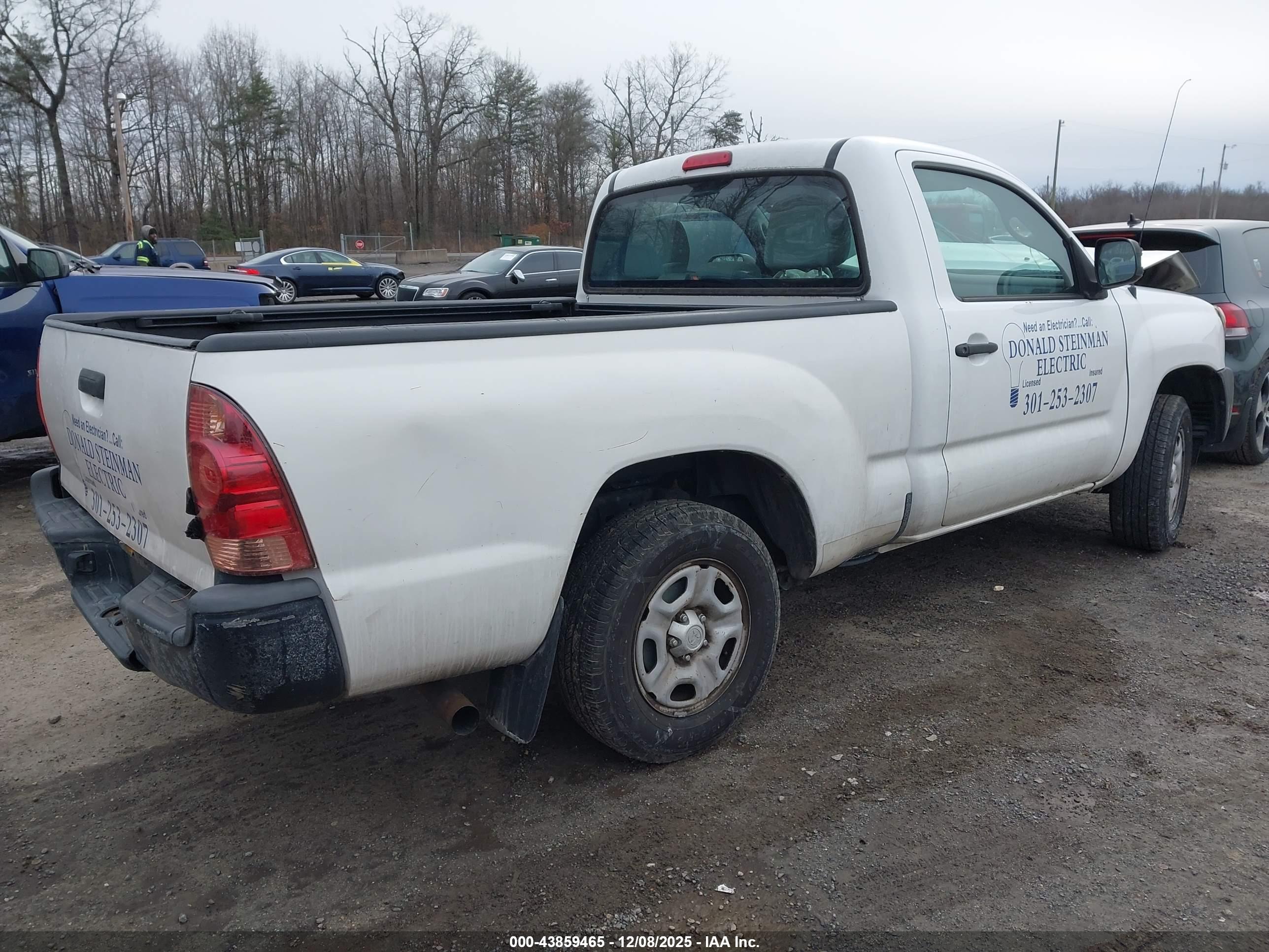 TOYOTA TACOMA image 4