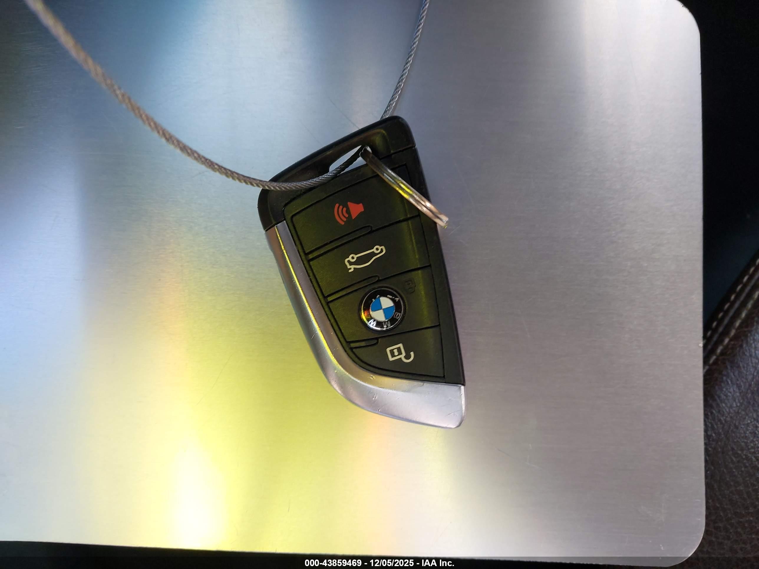 BMW X1 image 11