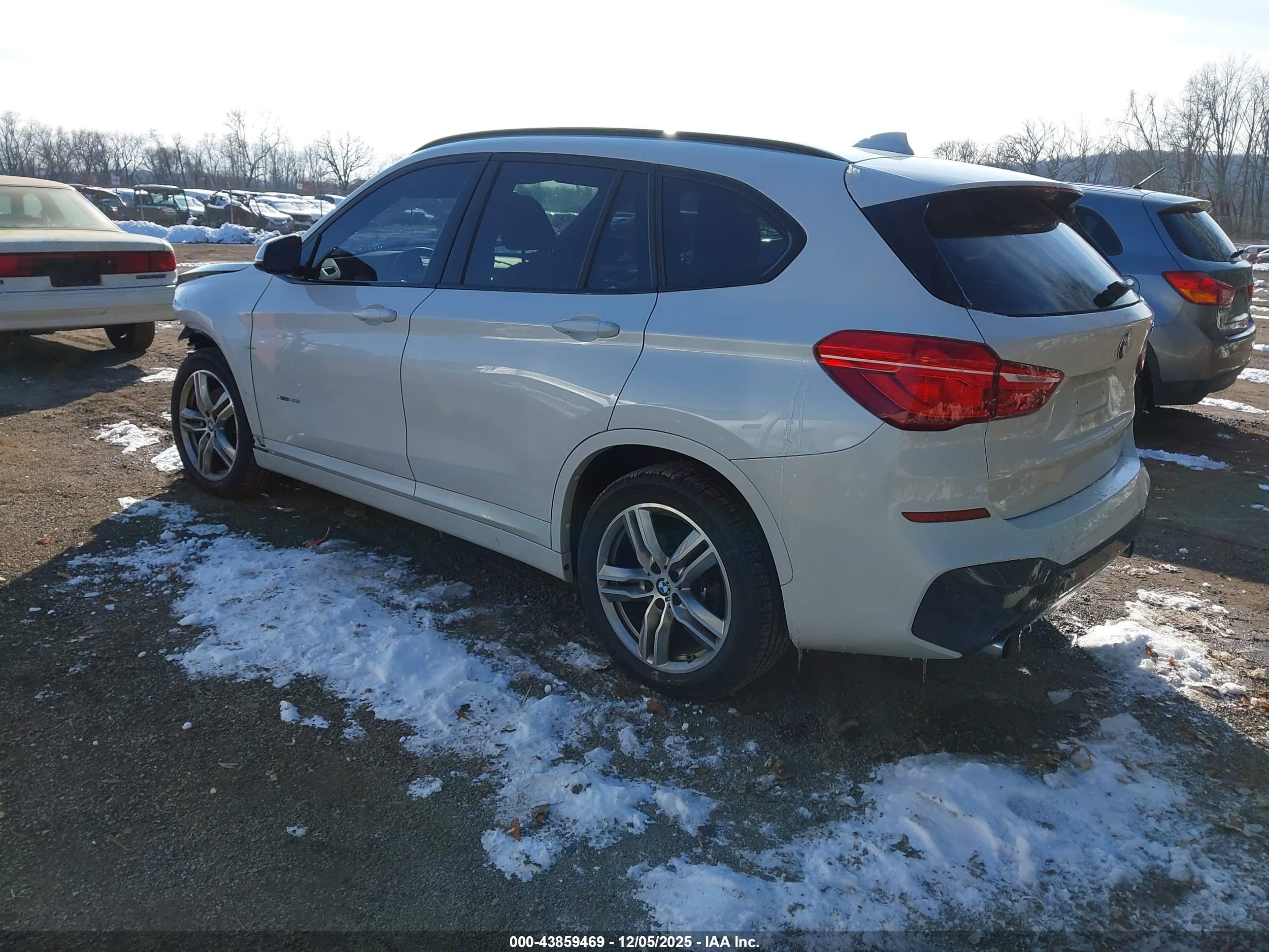BMW X1 image 3
