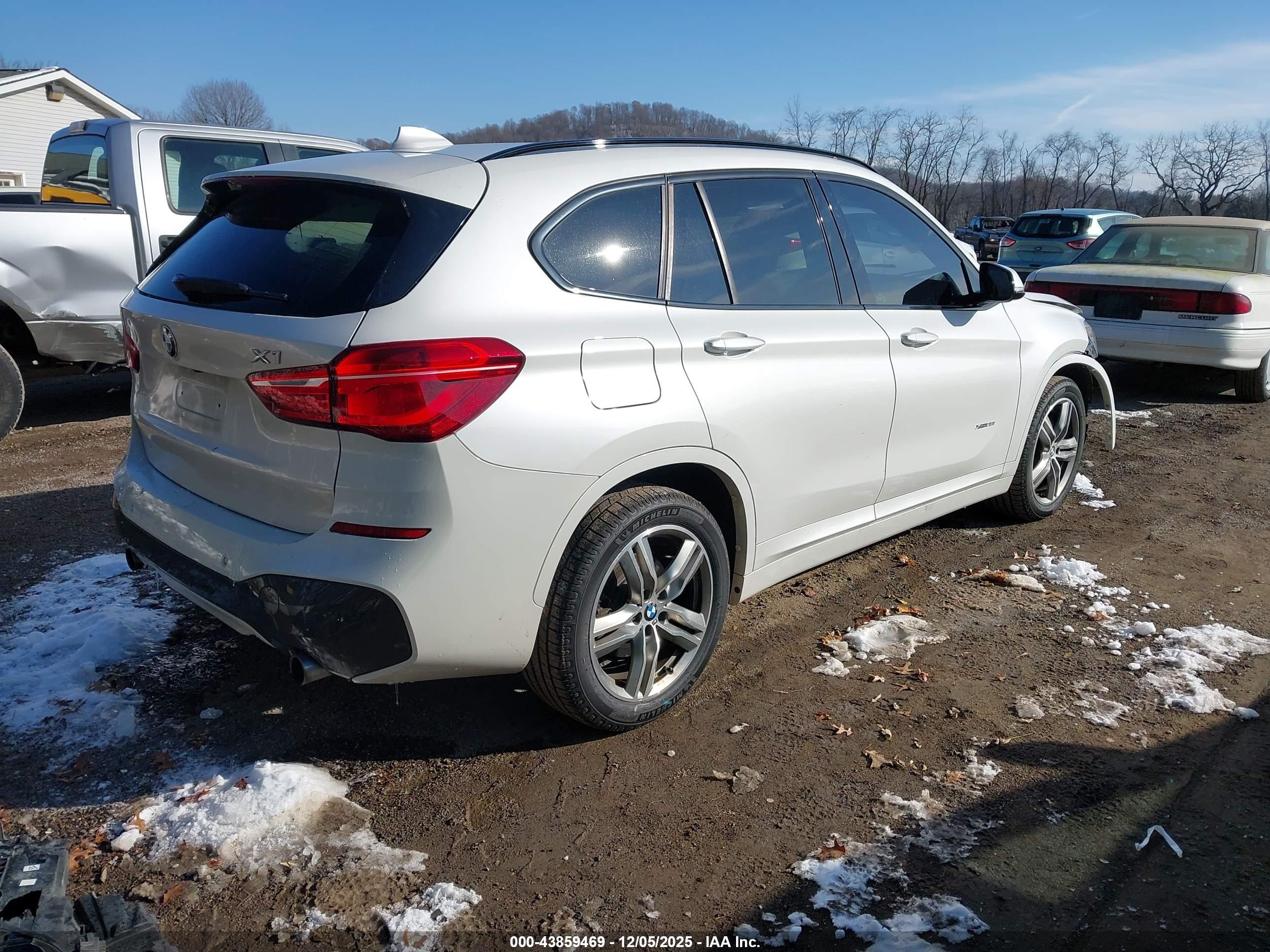 BMW X1 image 4