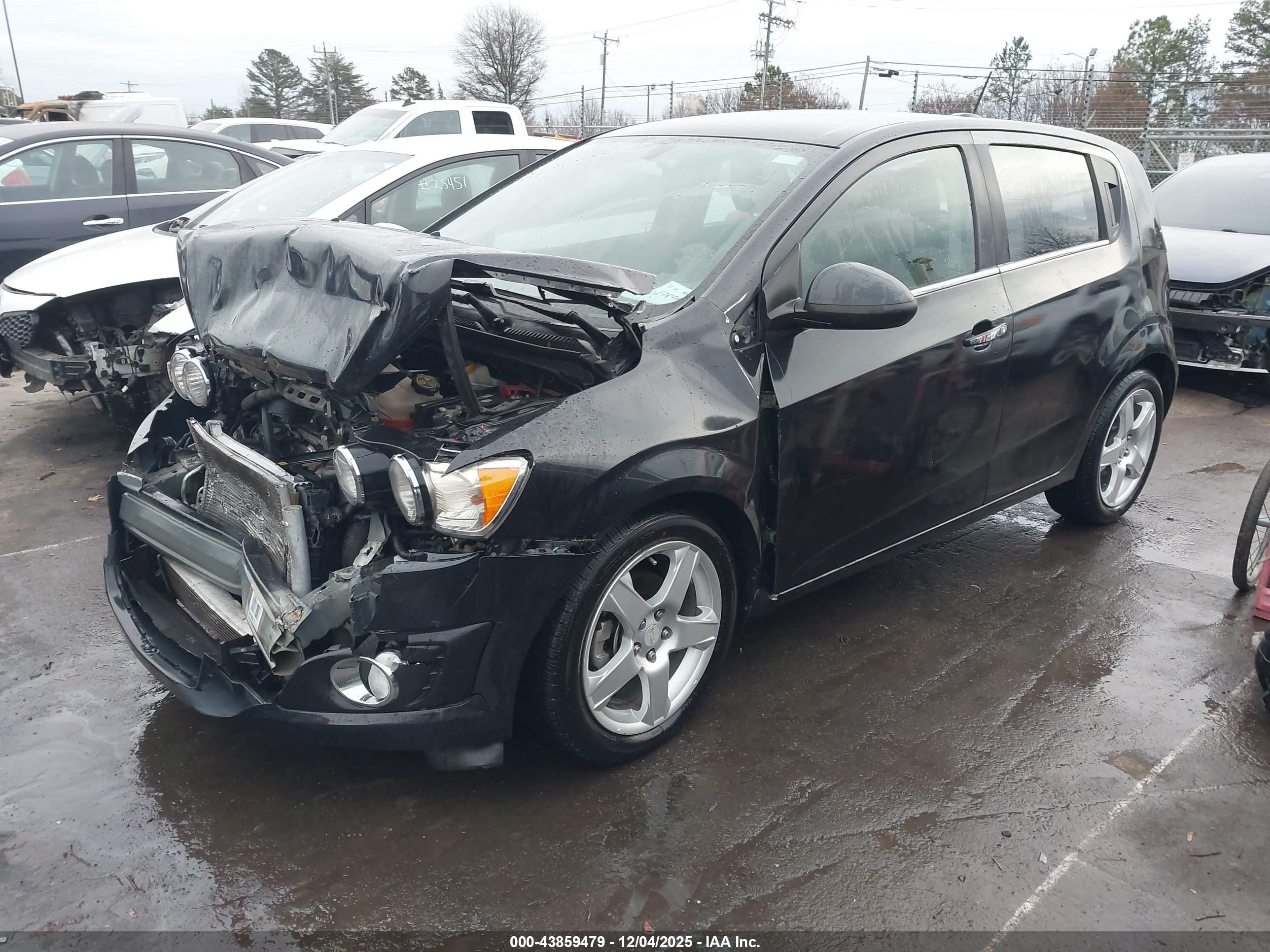 CHEVROLET SONIC image 2