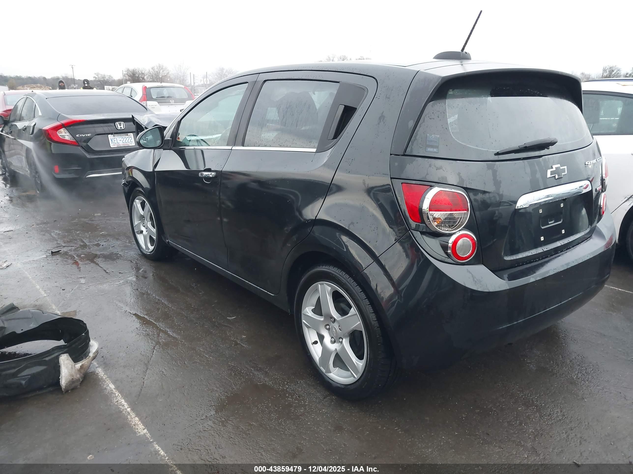 CHEVROLET SONIC image 3