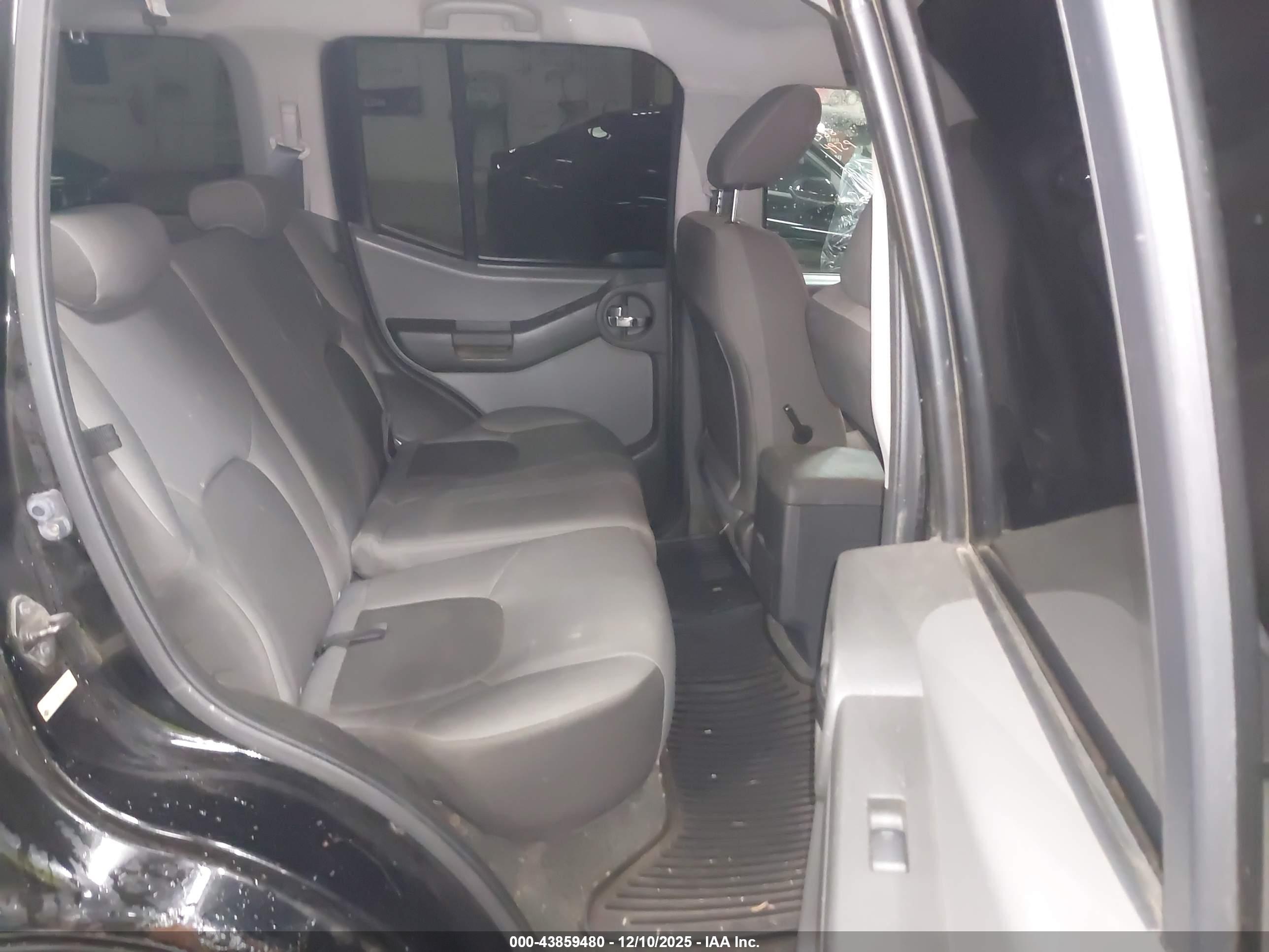 NISSAN XTERRA image 8