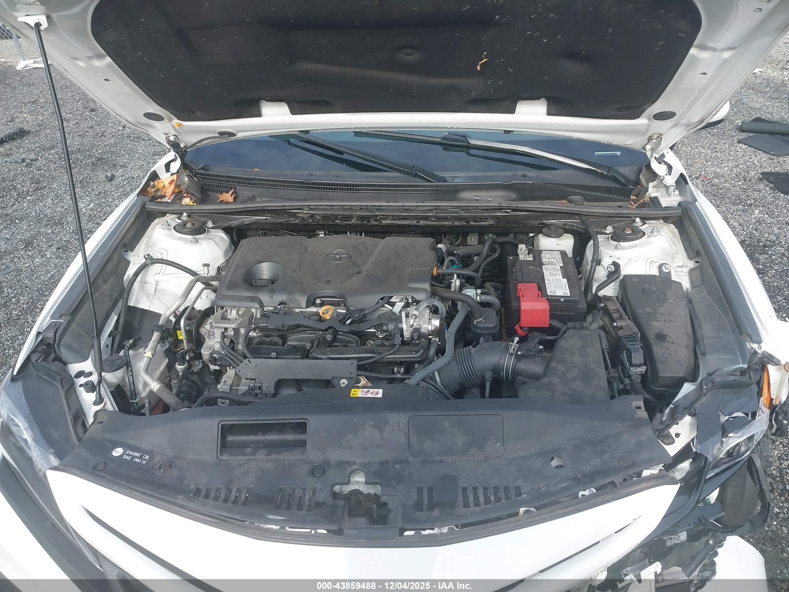 TOYOTA CAMRY image 10