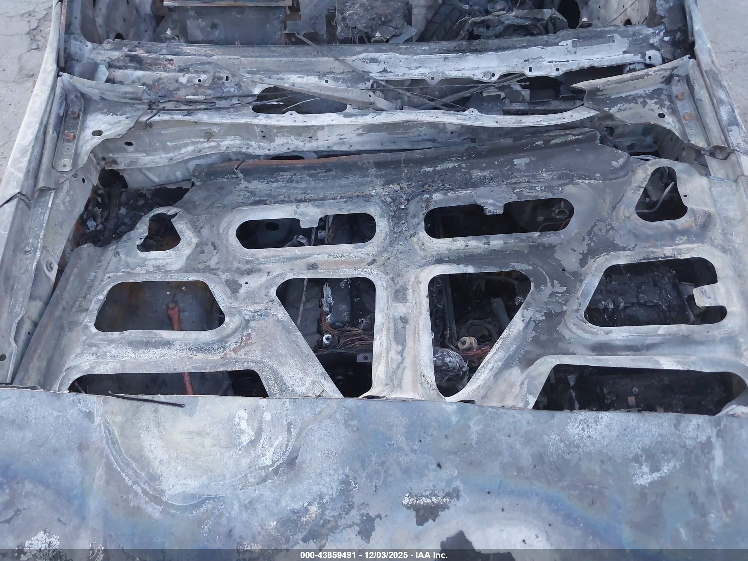CHEVROLET COLORADO image 10