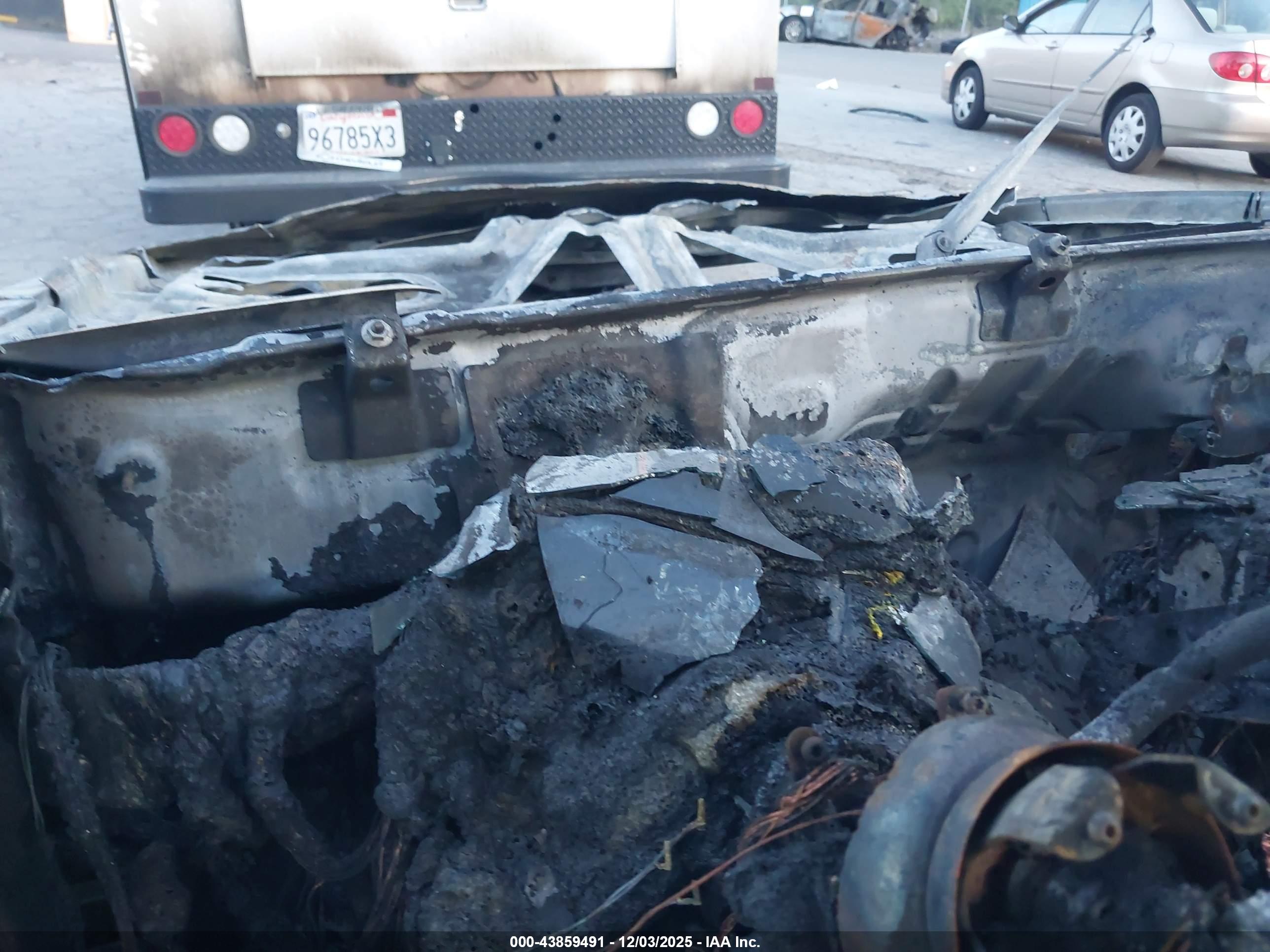 CHEVROLET COLORADO image 7