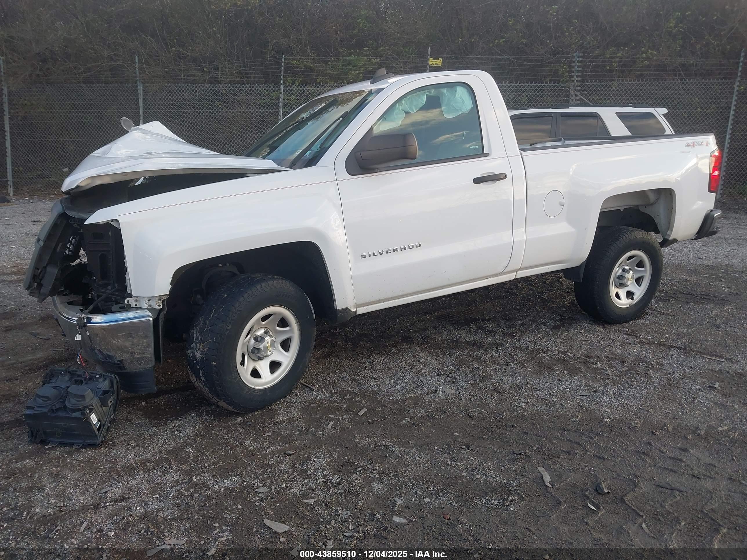 CHEVROLET SILVERADO image 2