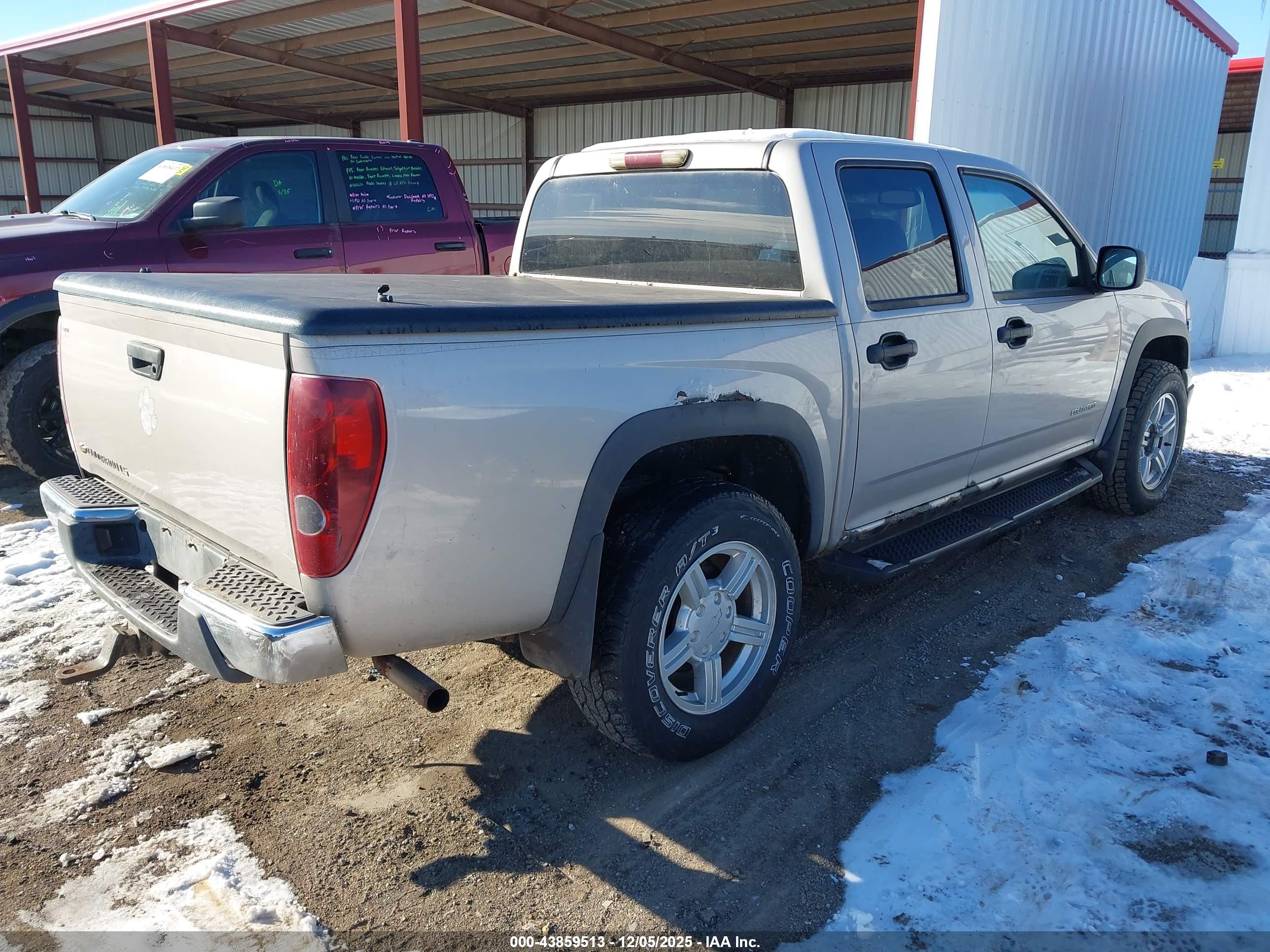 CHEVROLET COLORADO image 4