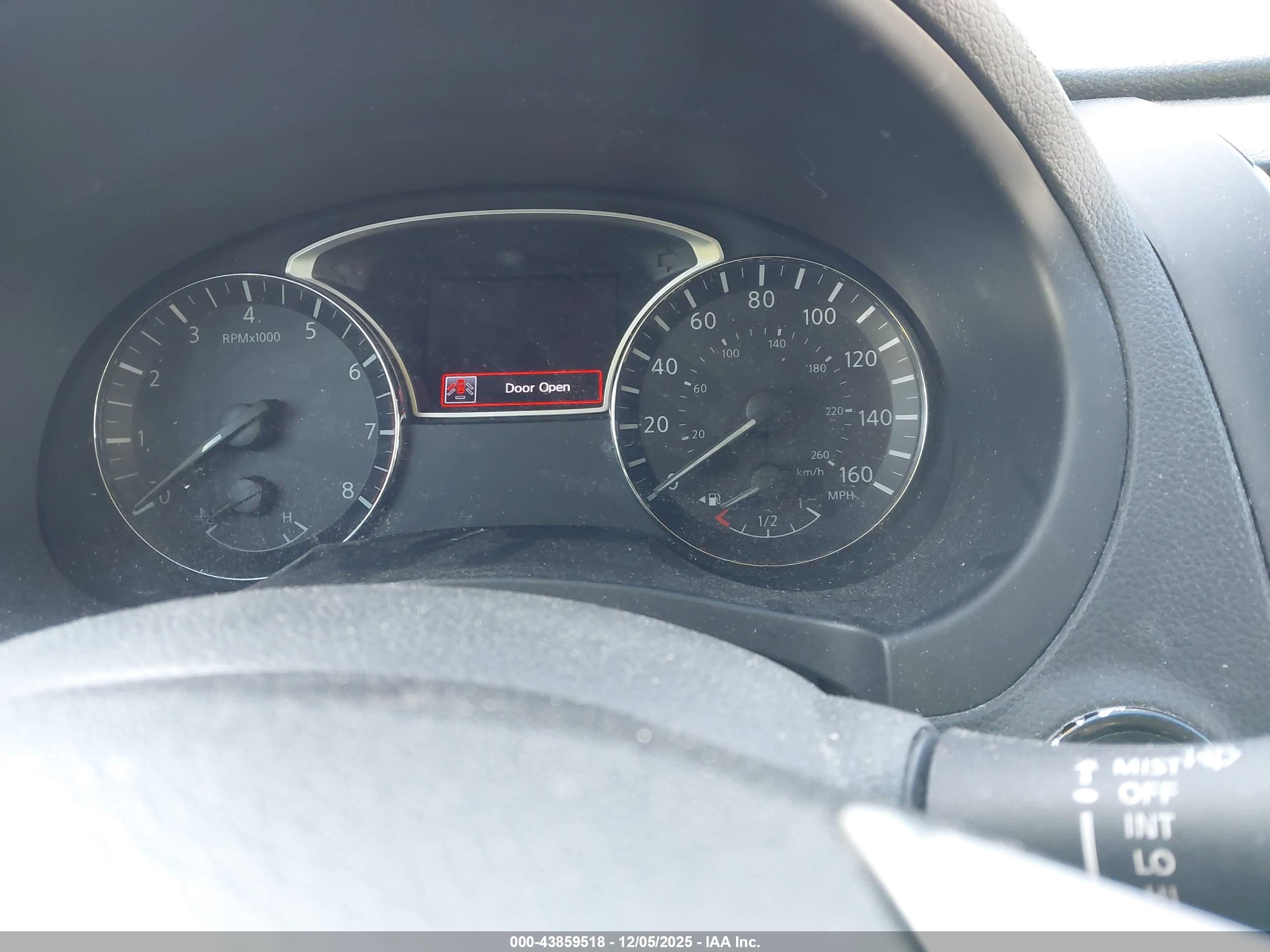 NISSAN ALTIMA image 7