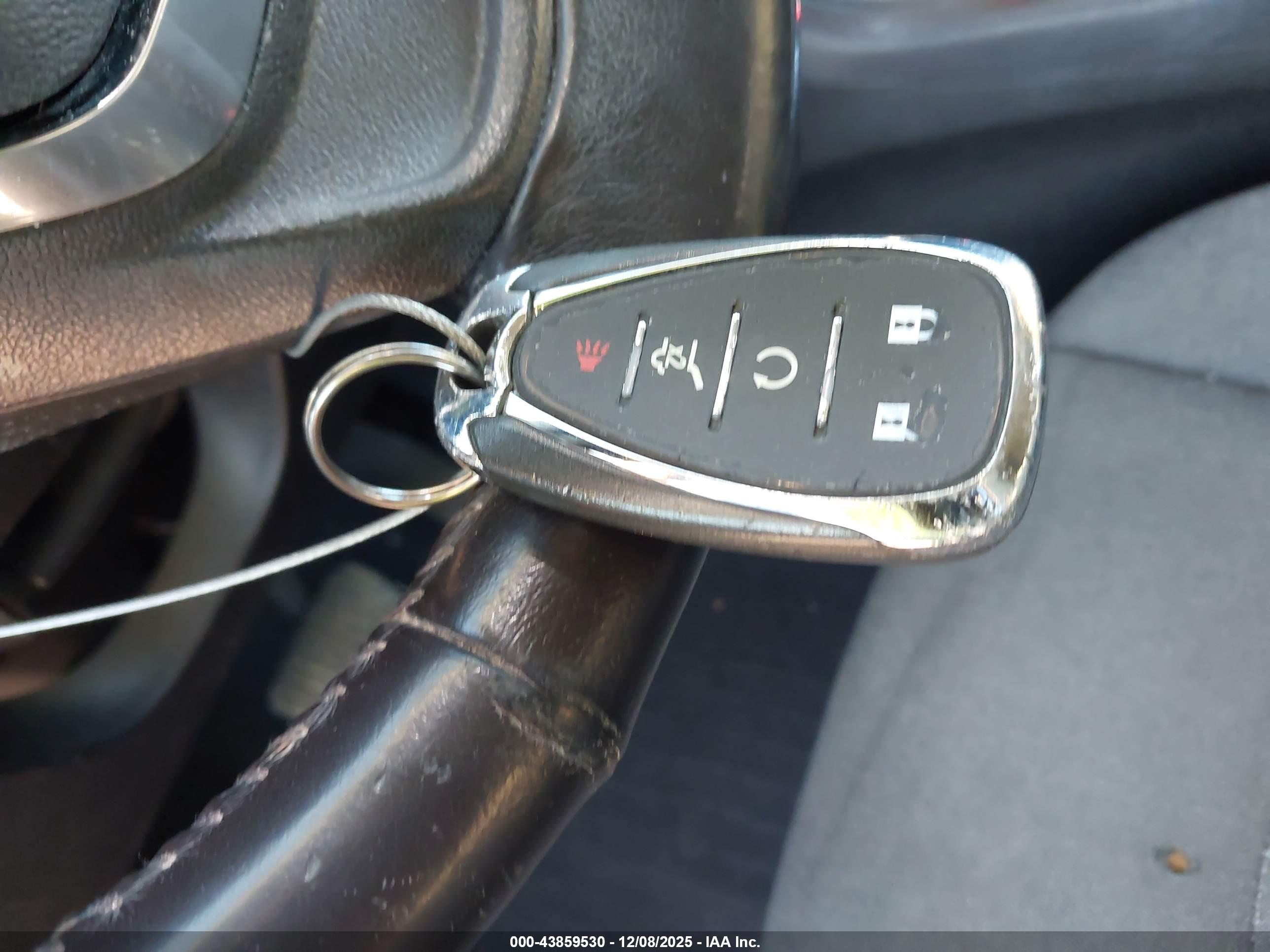 CHEVROLET EQUINOX image 11