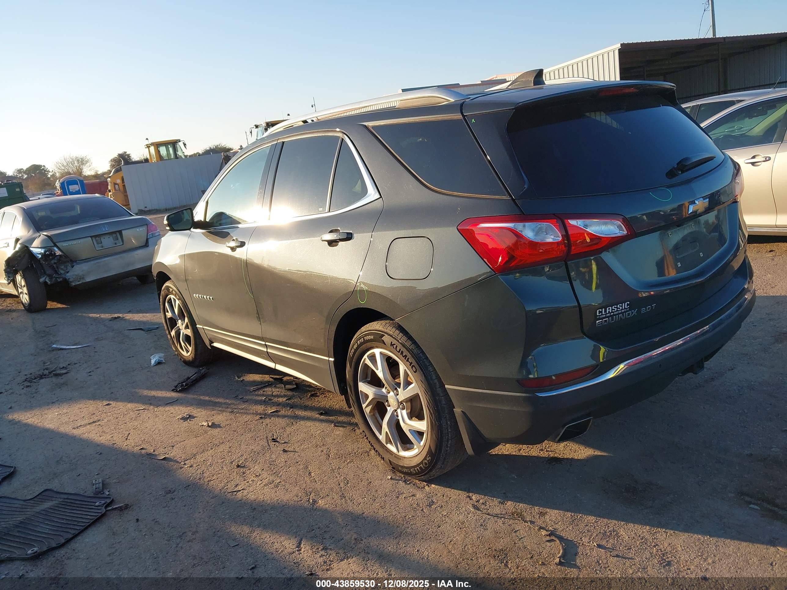 CHEVROLET EQUINOX image 3