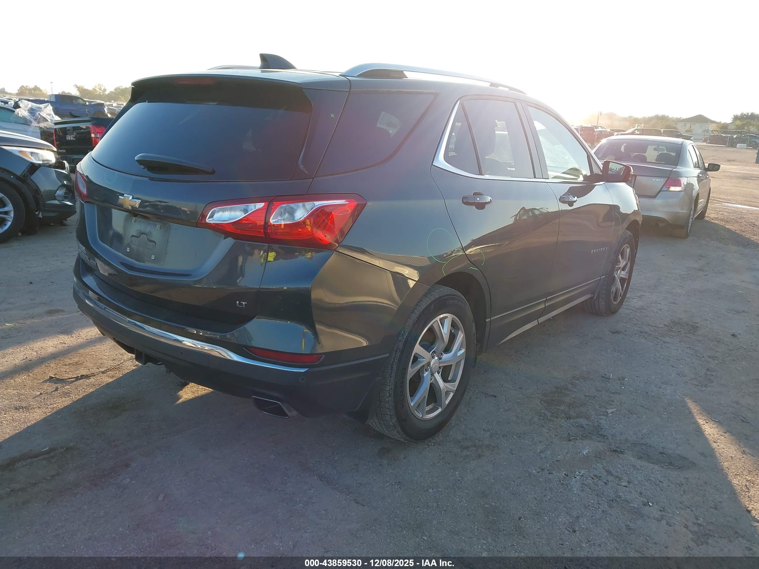 CHEVROLET EQUINOX image 4