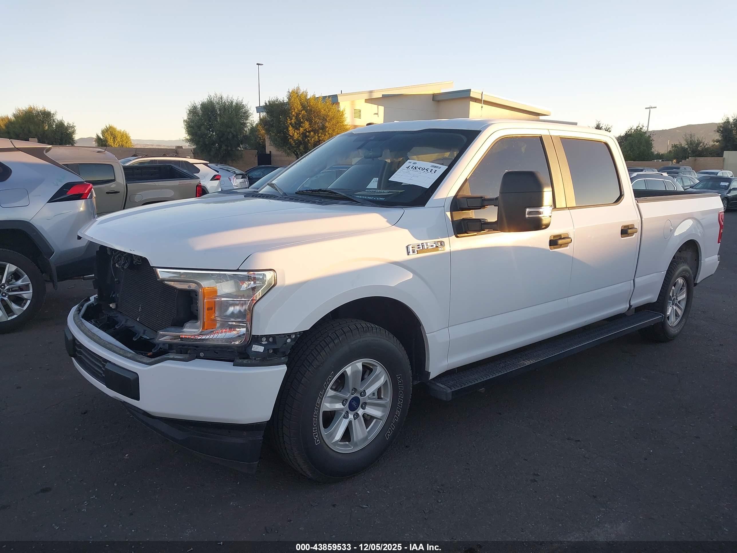 FORD F-150 image 2