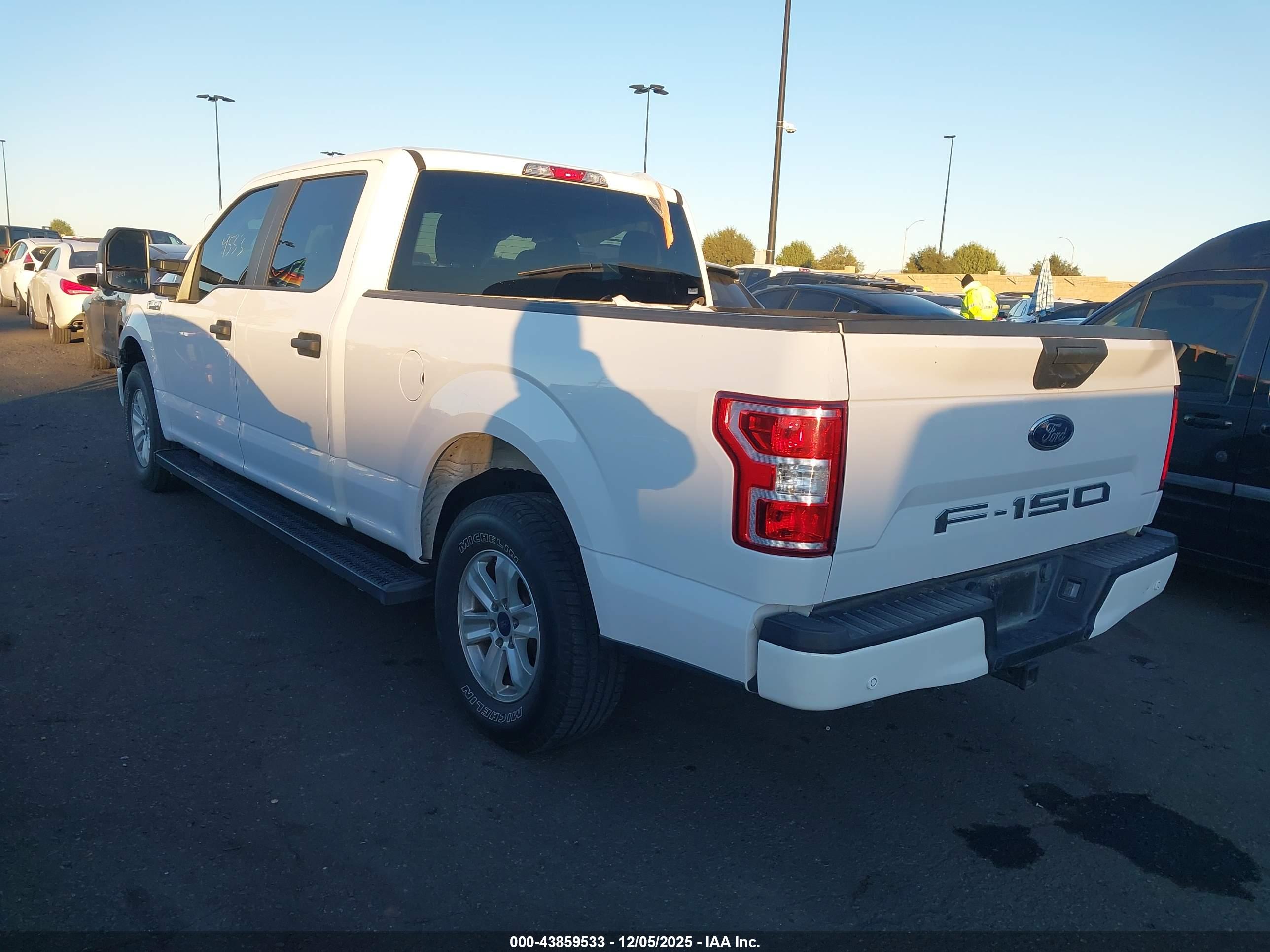 FORD F-150 image 3