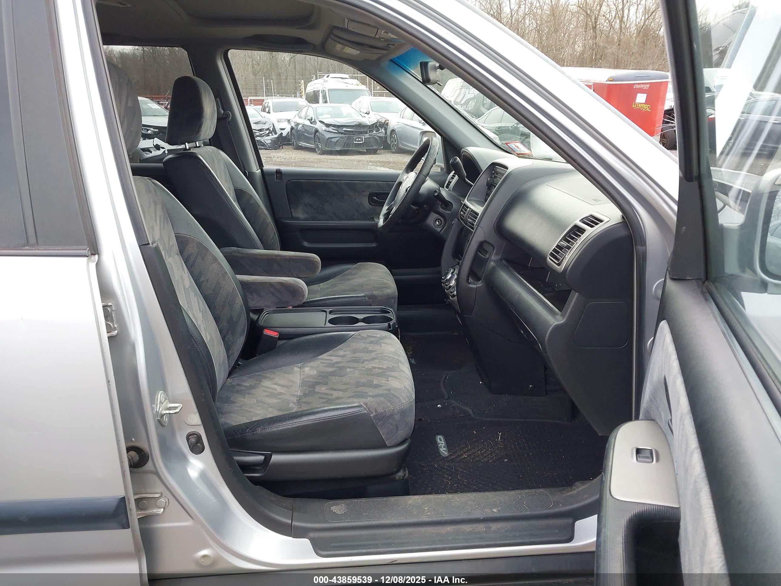 HONDA CR-V image 5