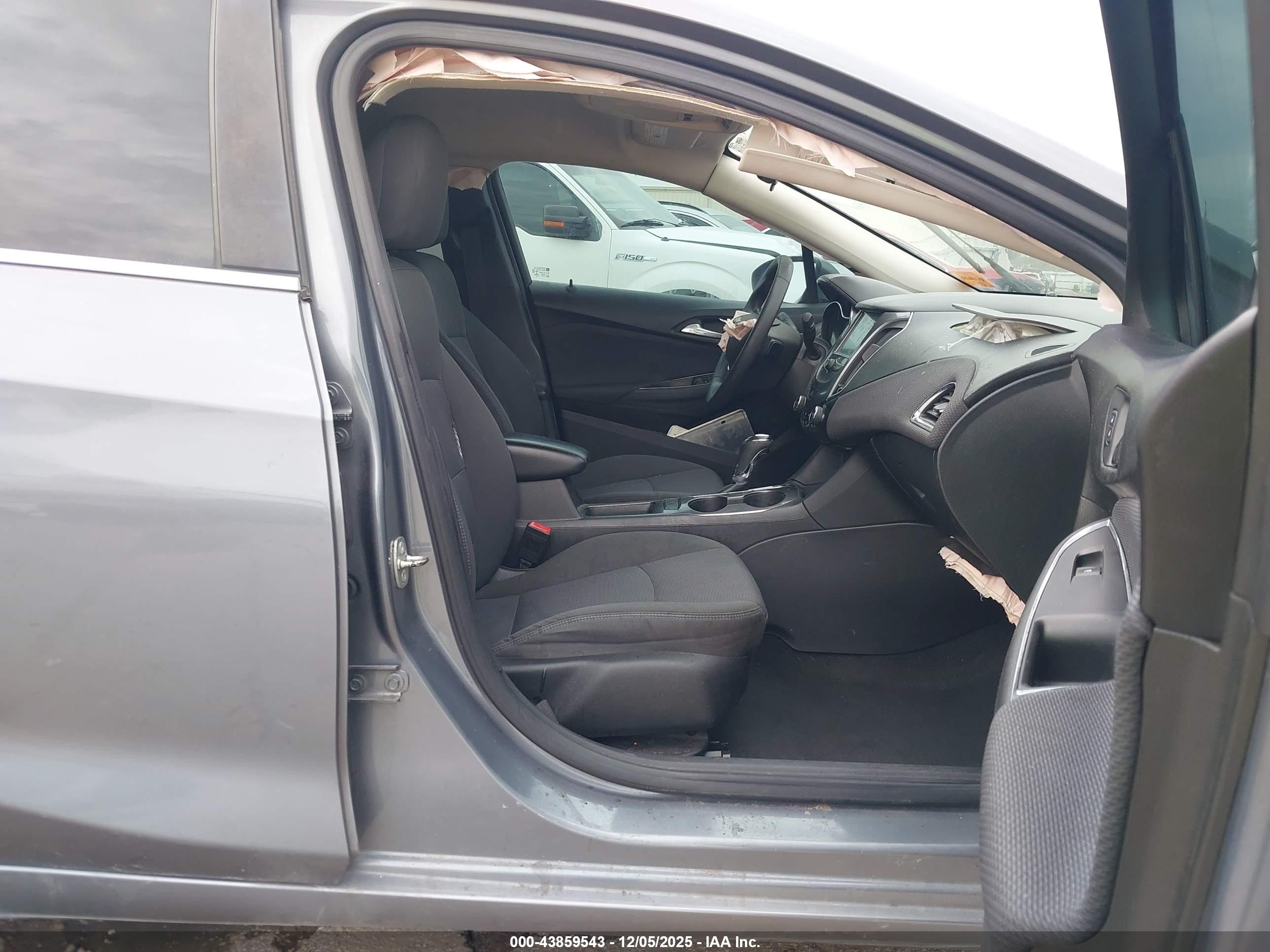 CHEVROLET CRUZE image 5