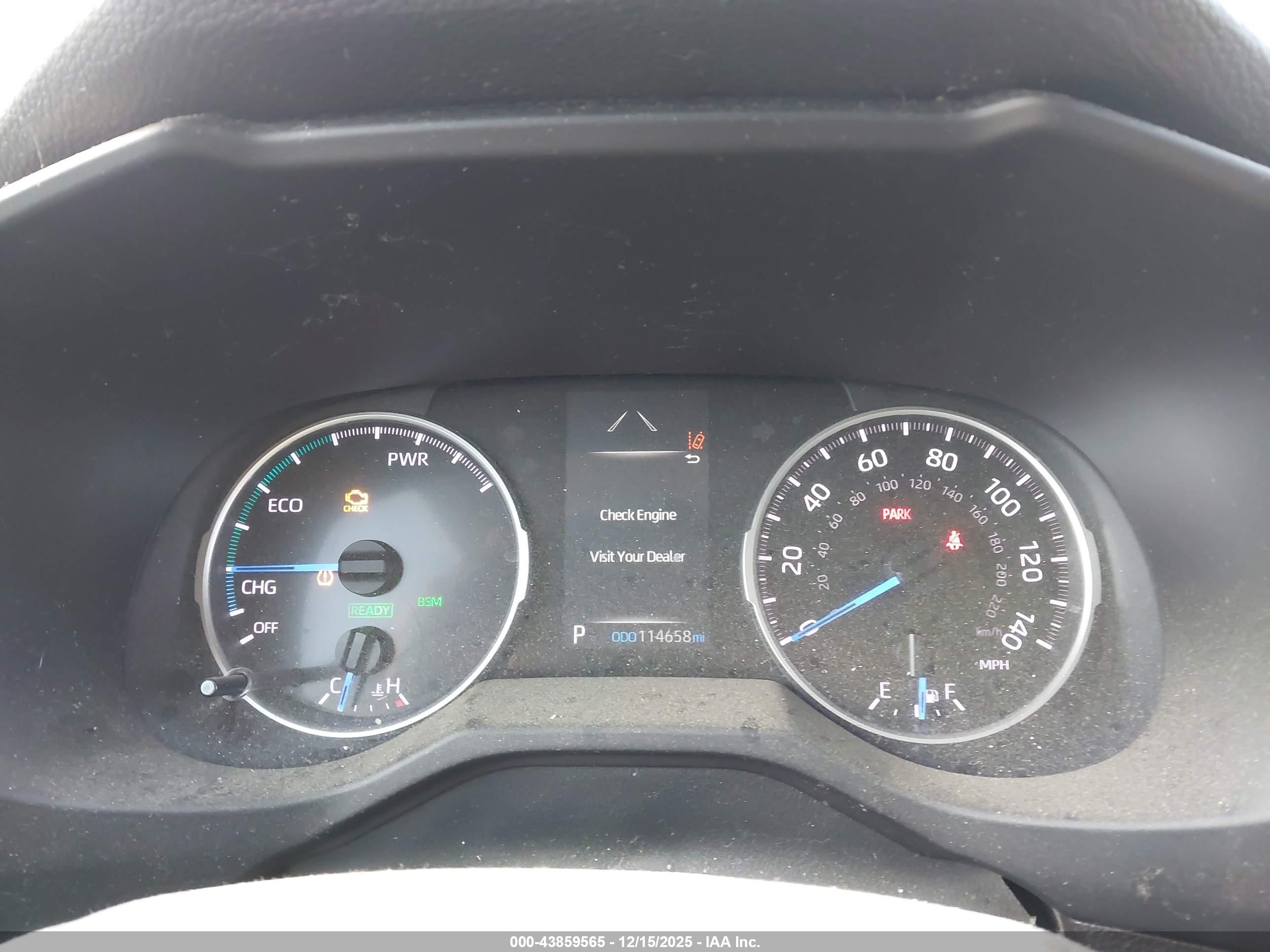 TOYOTA RAV4 image 7