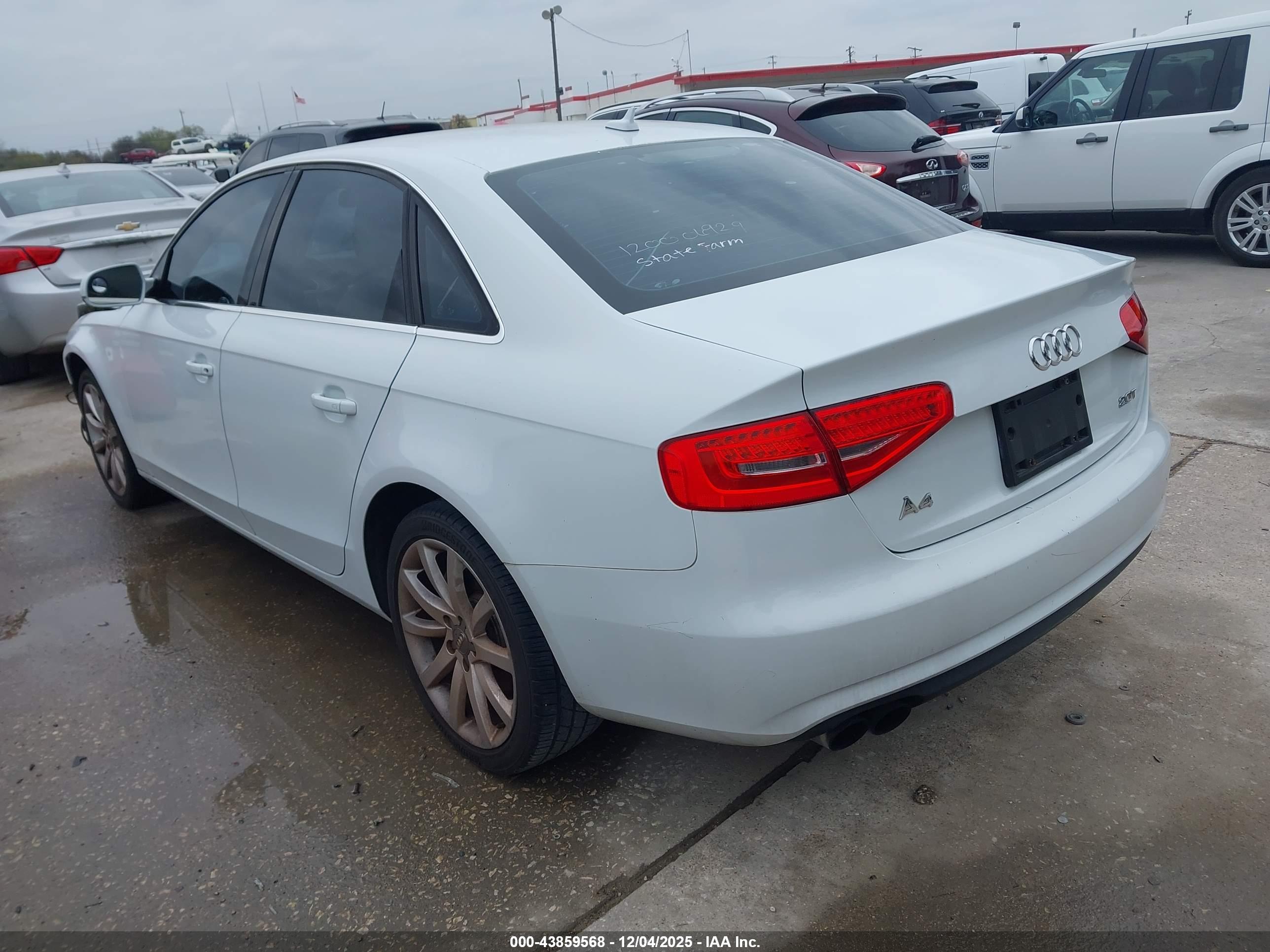 AUDI A4 image 3