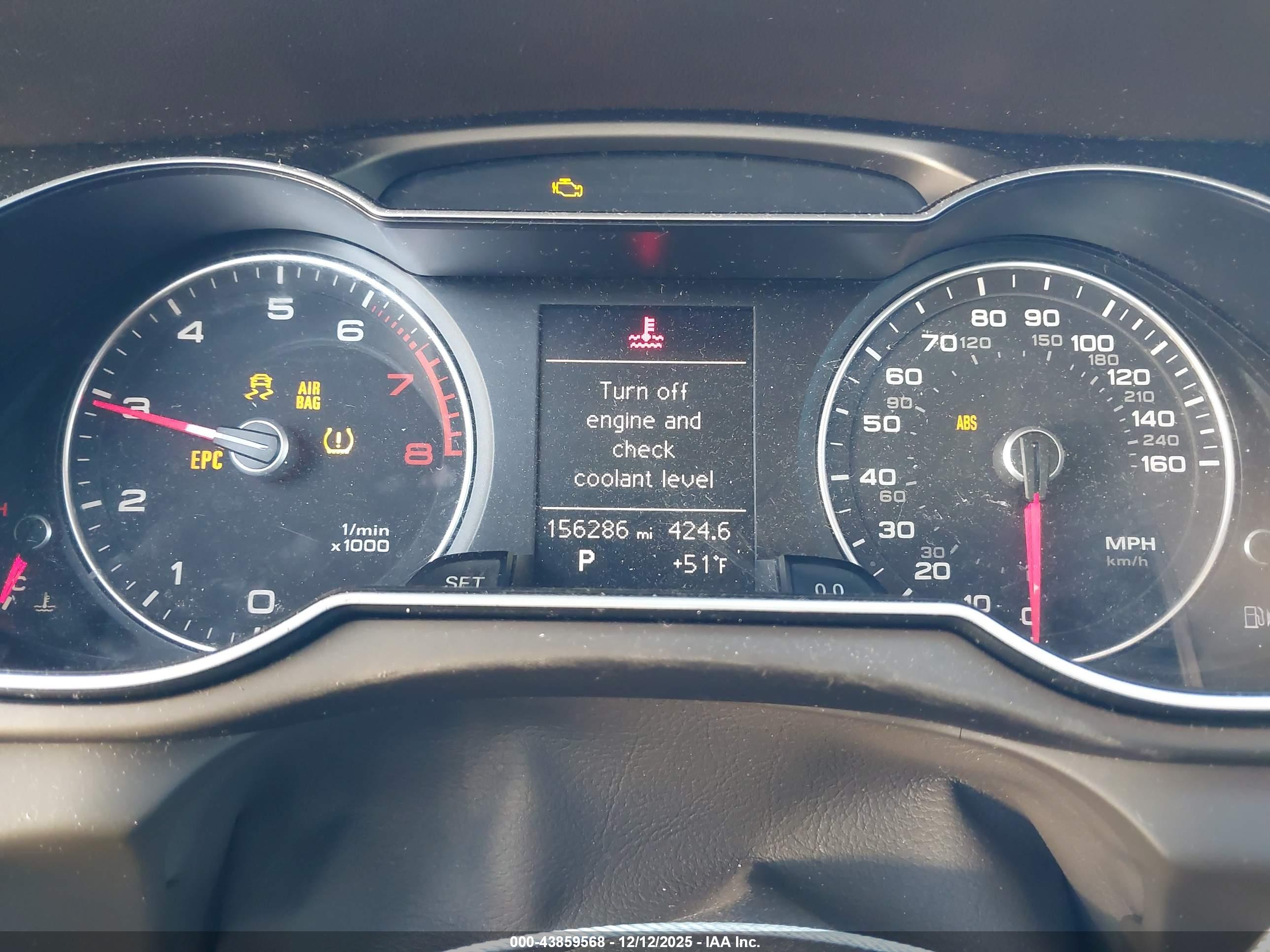 AUDI A4 image 7