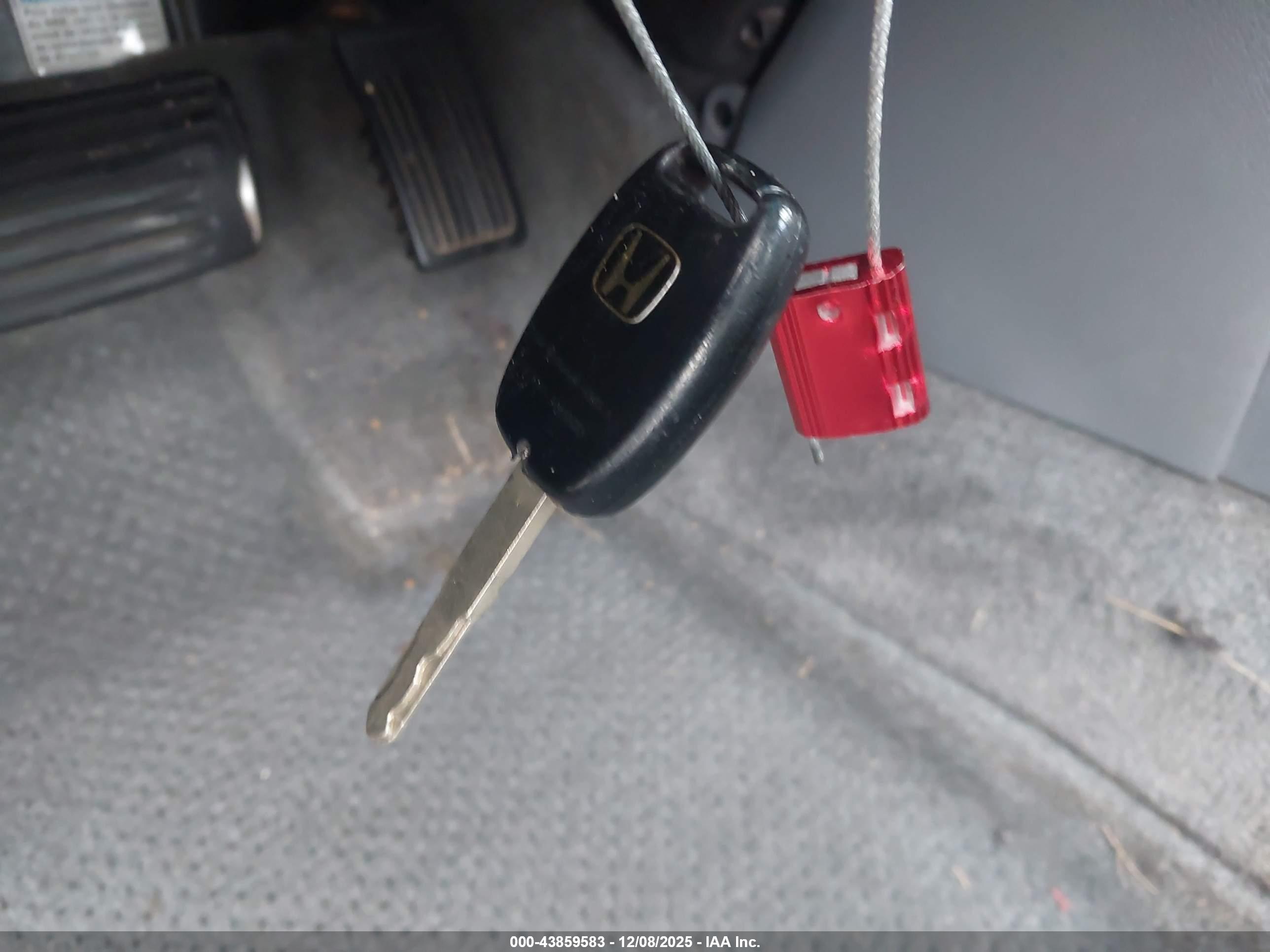 HONDA ACCORD image 11