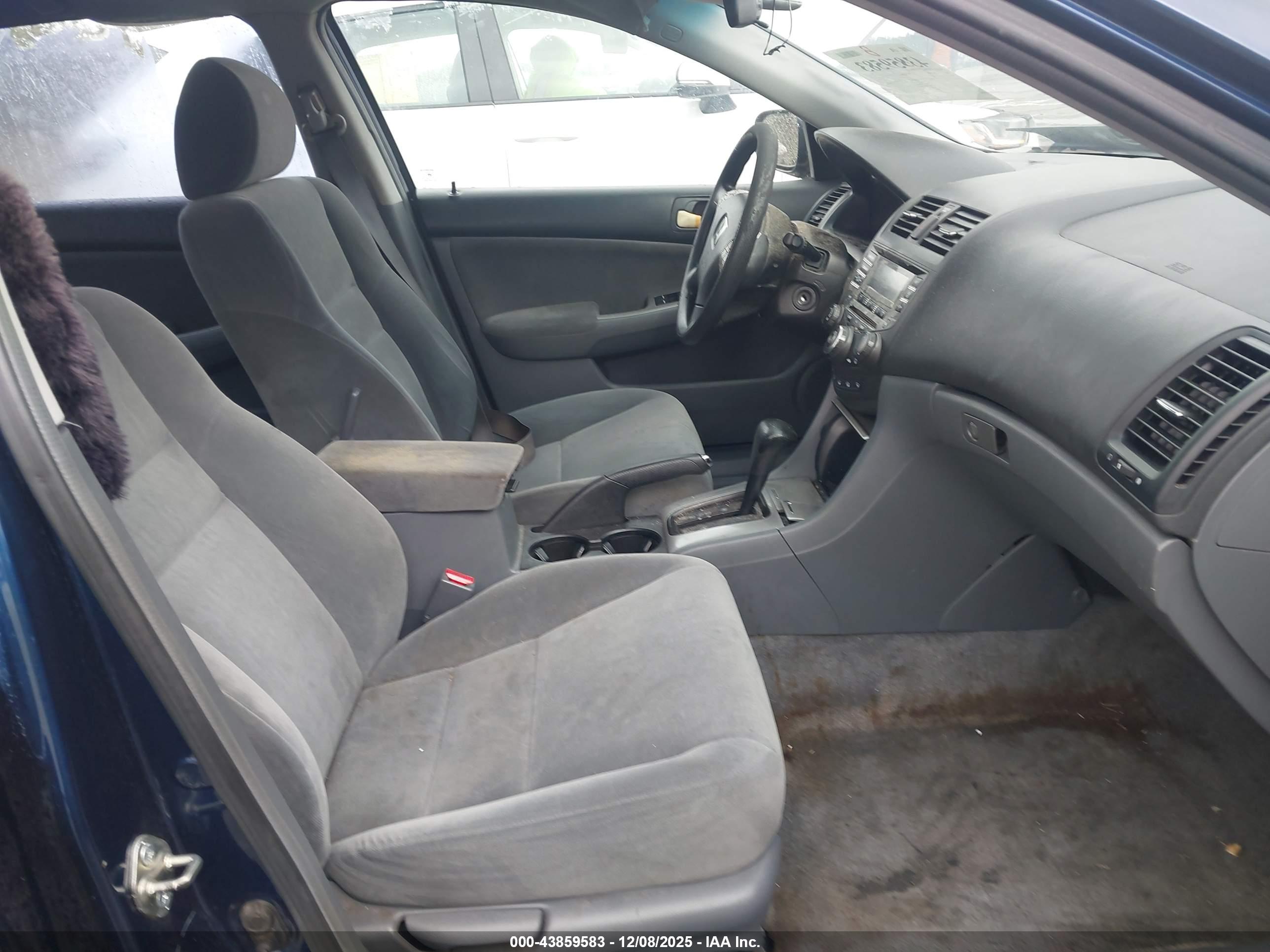 HONDA ACCORD image 5