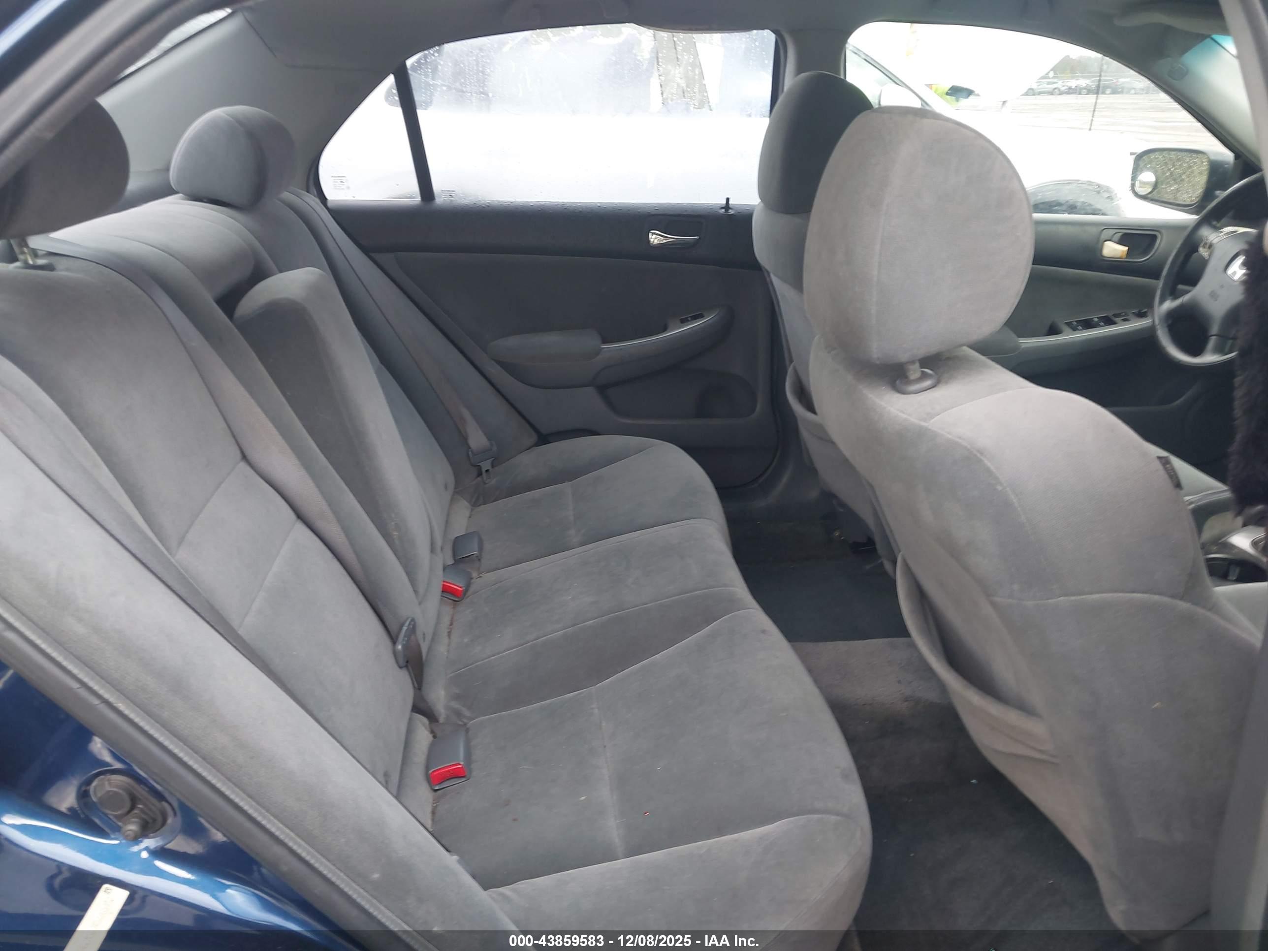HONDA ACCORD image 8
