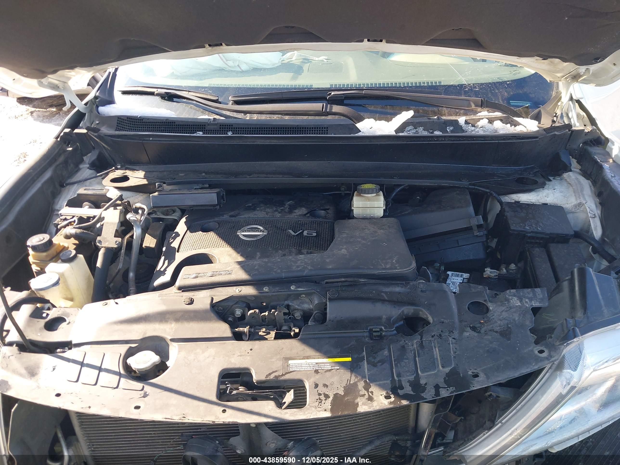 NISSAN PATHFINDER image 10