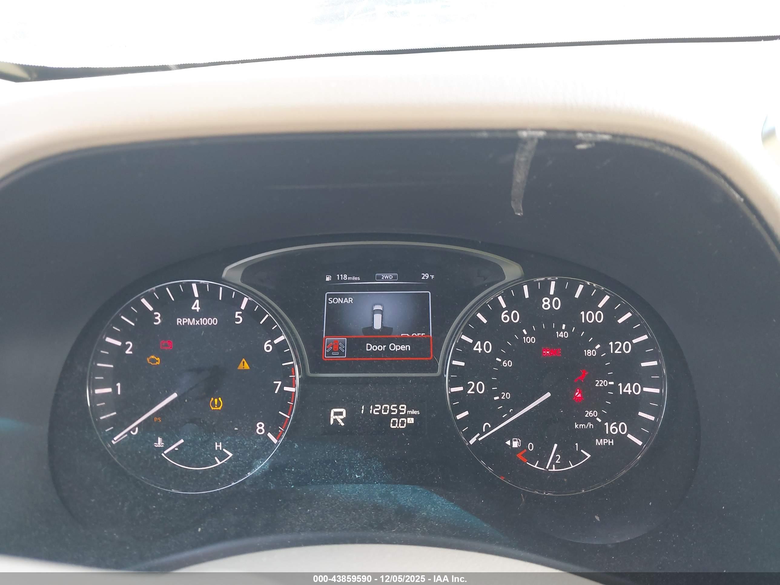 NISSAN PATHFINDER image 7