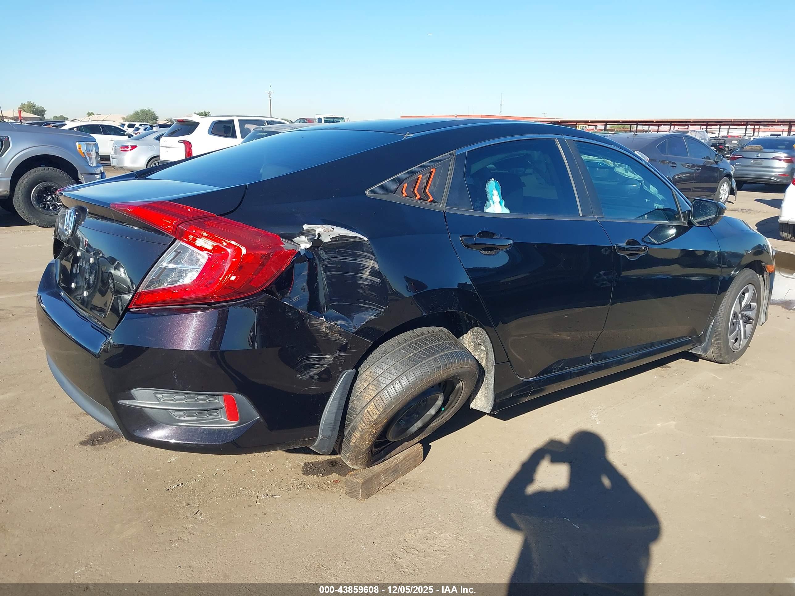 HONDA CIVIC image 4