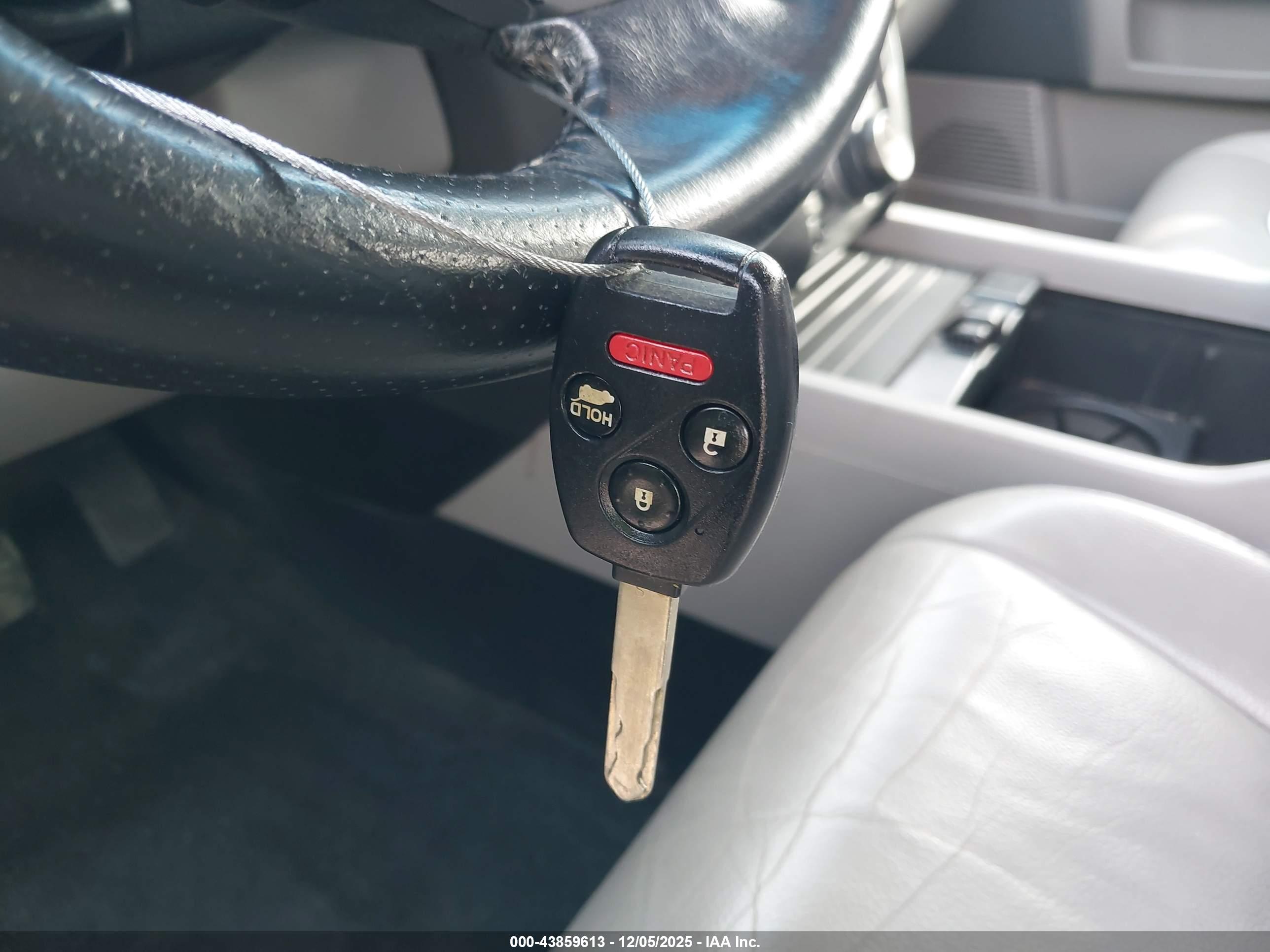 HONDA PILOT image 11