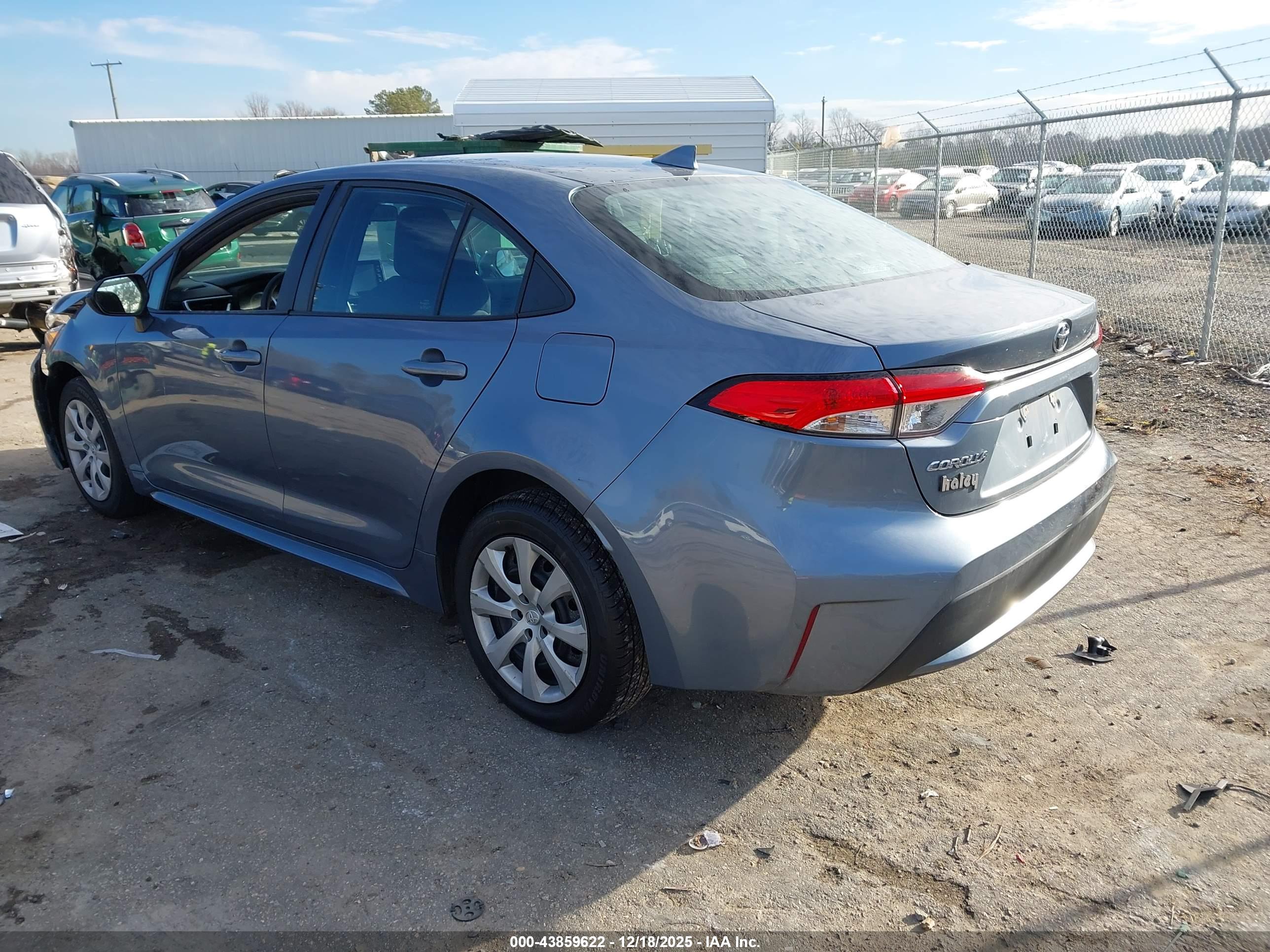 TOYOTA COROLLA image 3