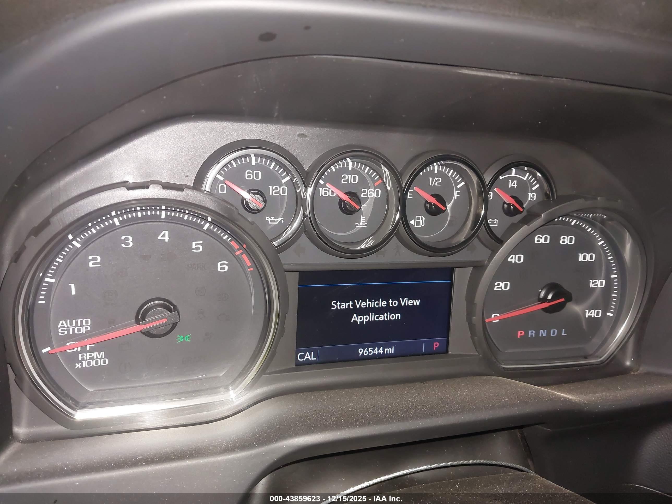 CHEVROLET SILVERADO image 7