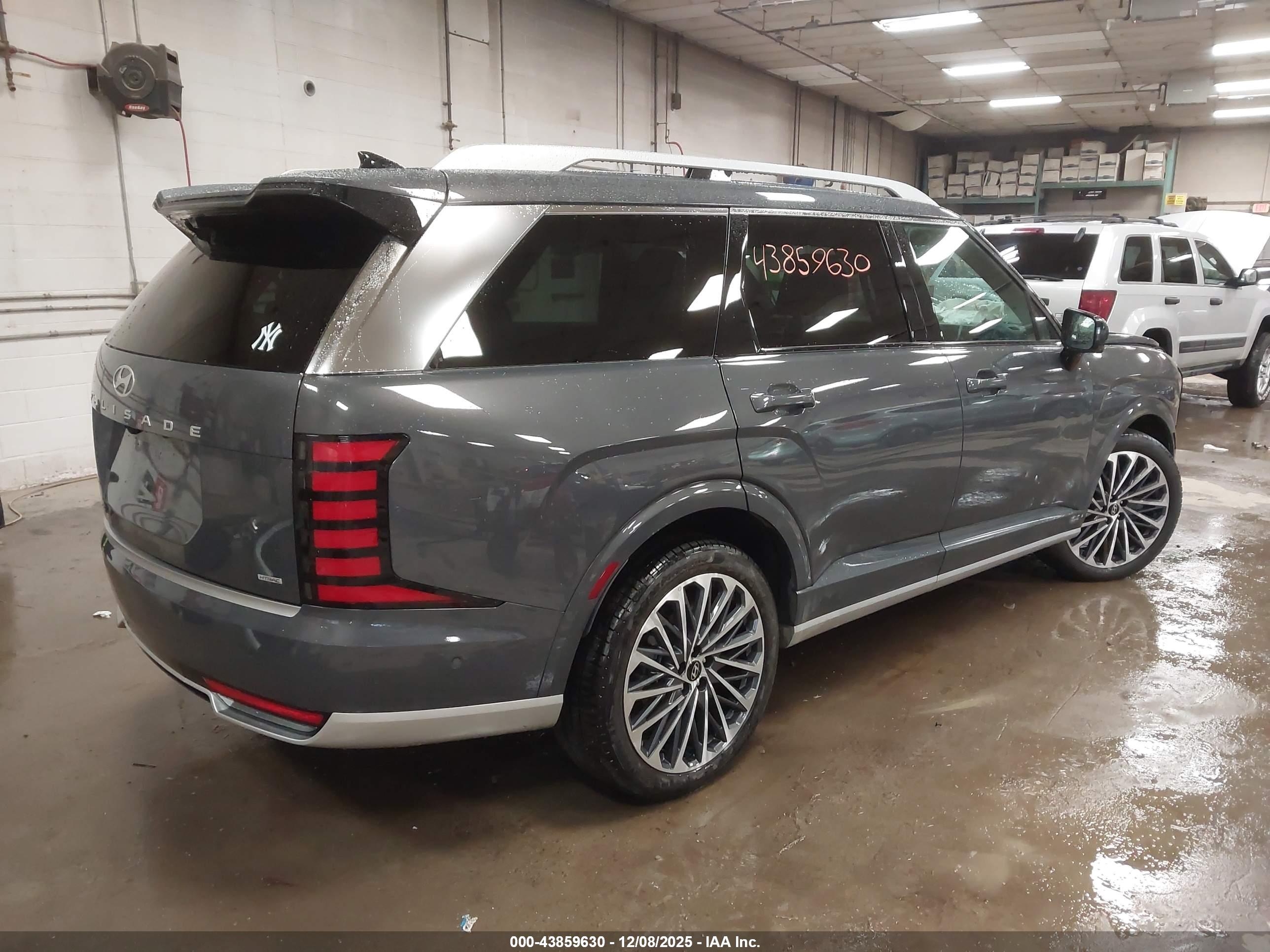 HYUNDAI PALISADE image 4