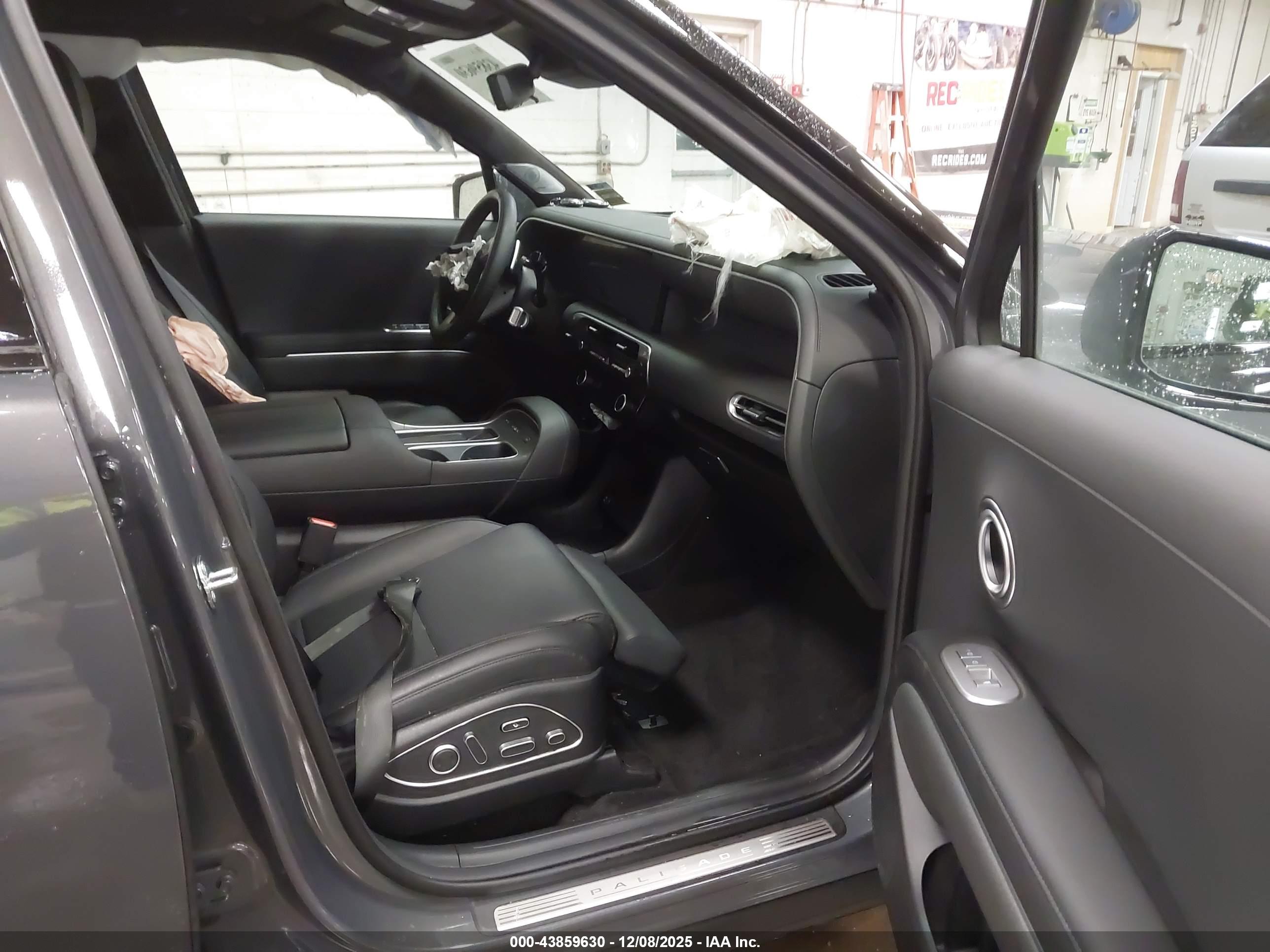 HYUNDAI PALISADE image 5