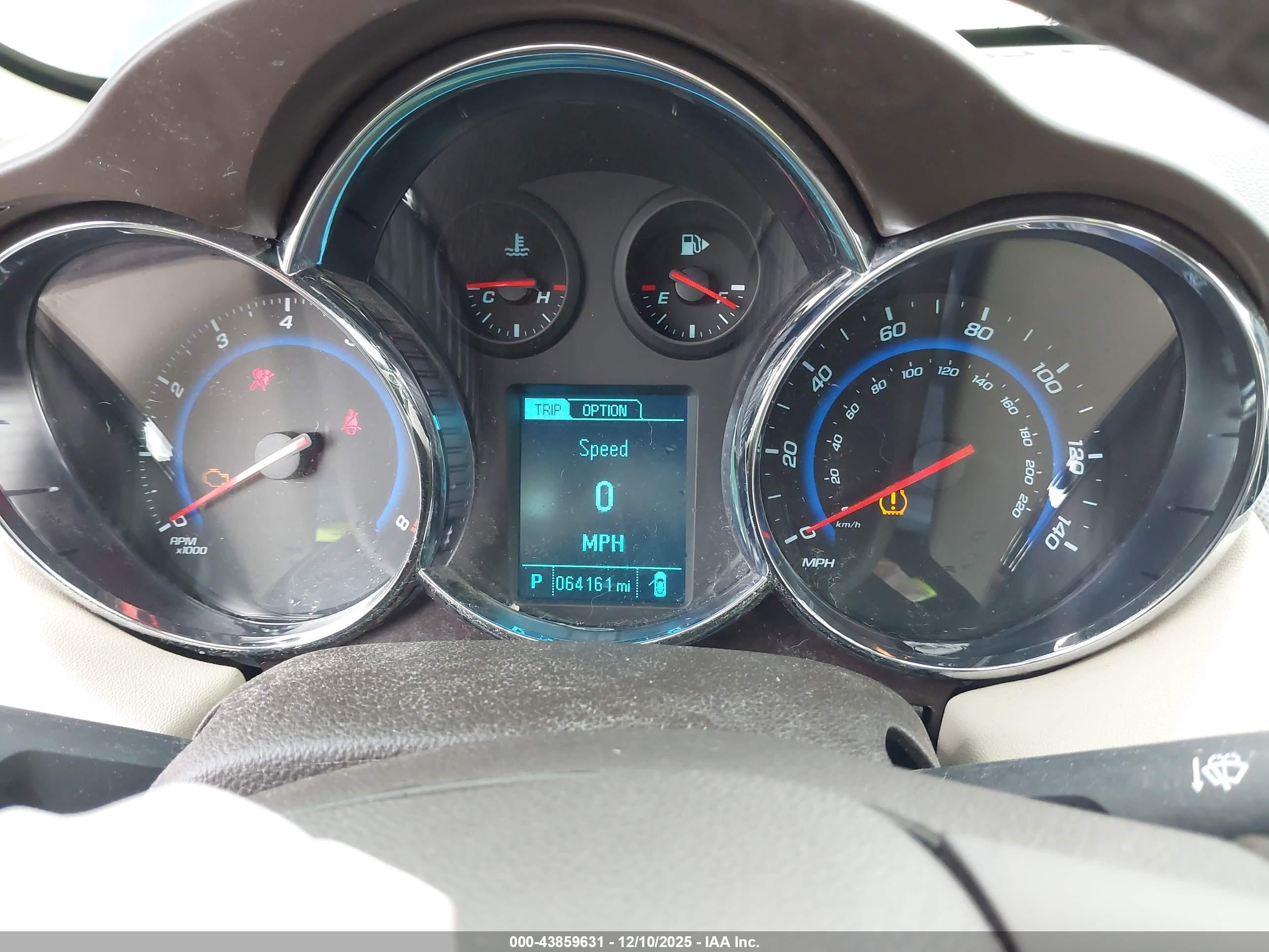CHEVROLET CRUZE image 7