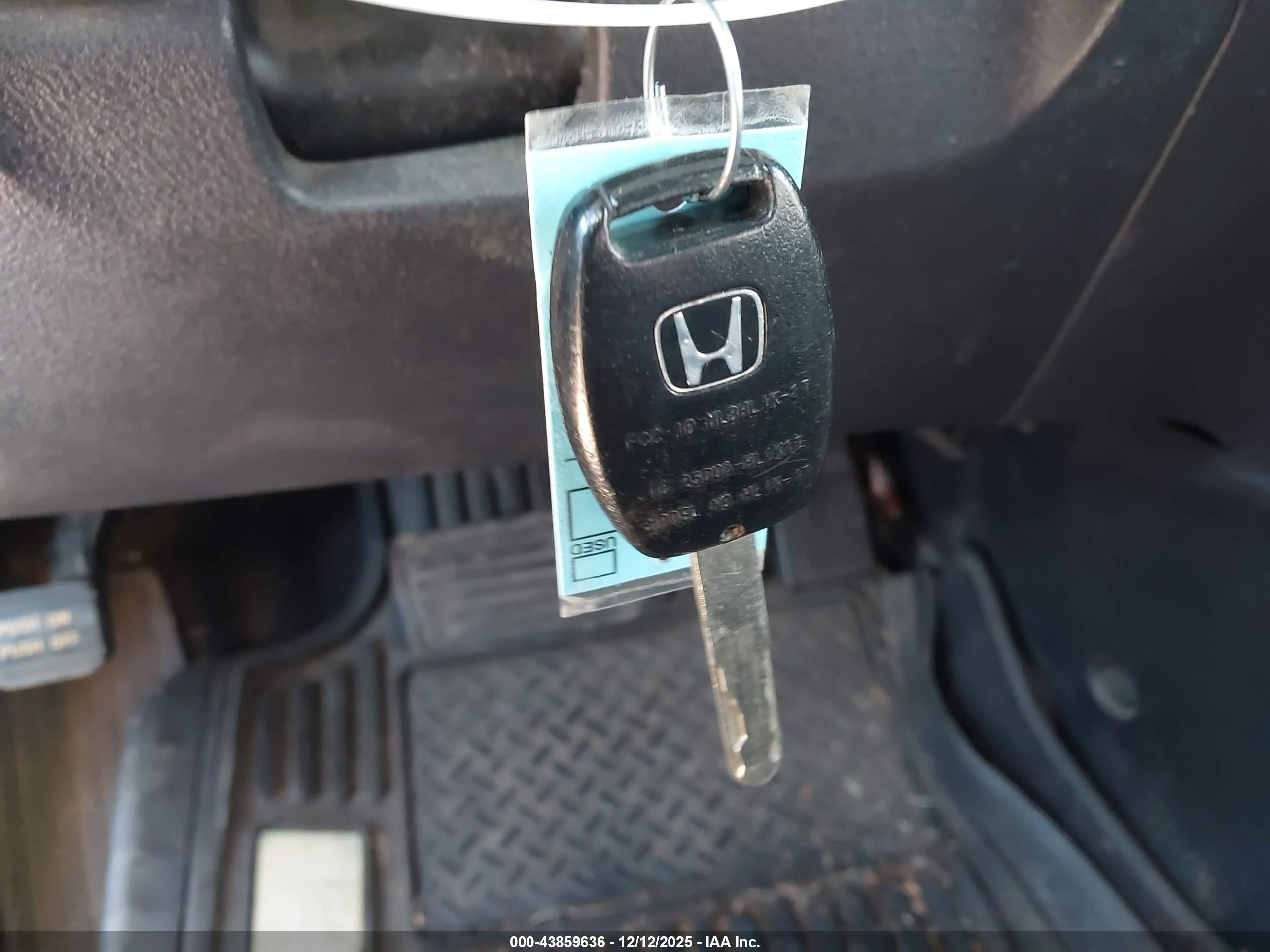 HONDA CR-V image 11
