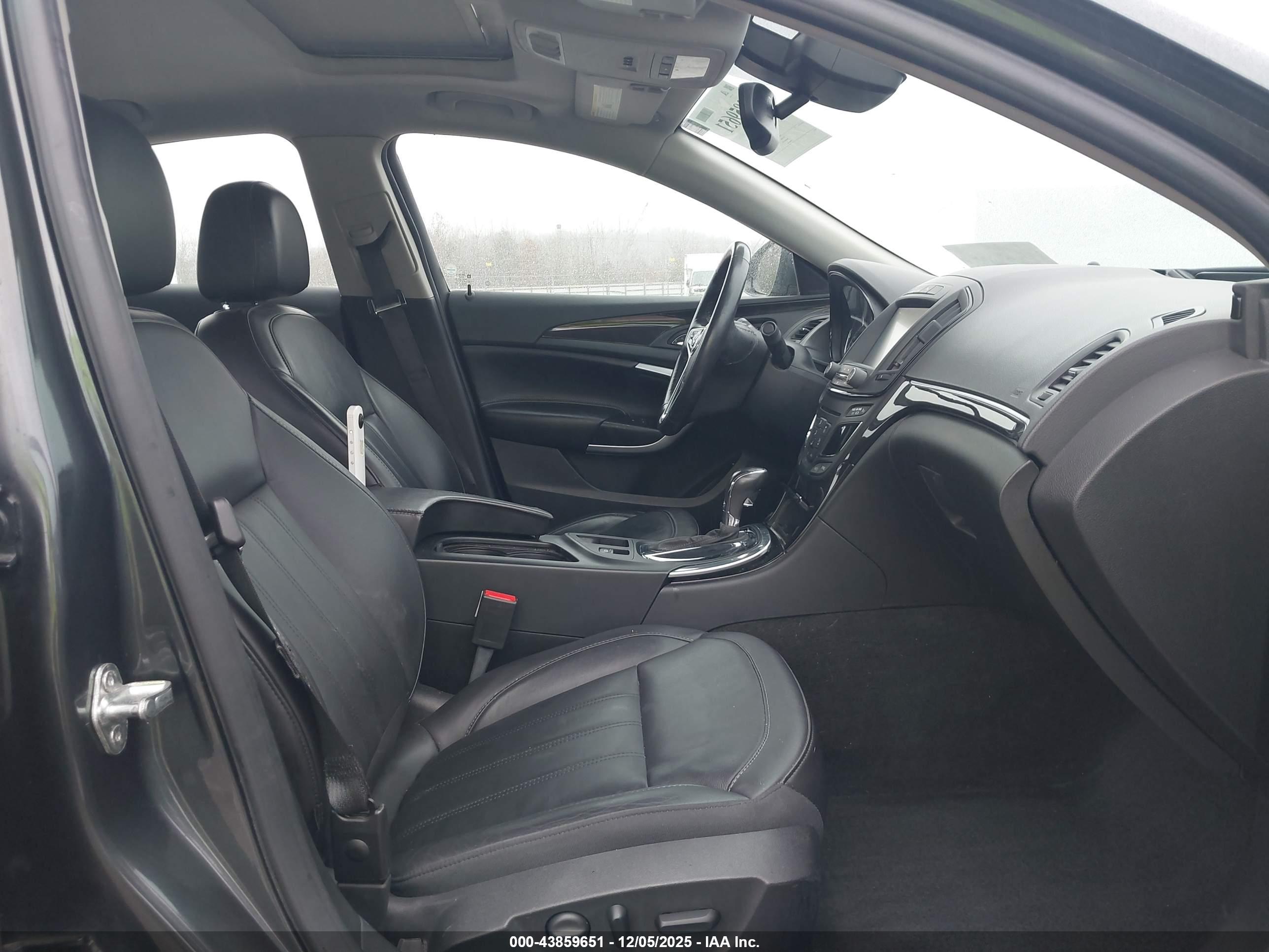 BUICK REGAL image 5